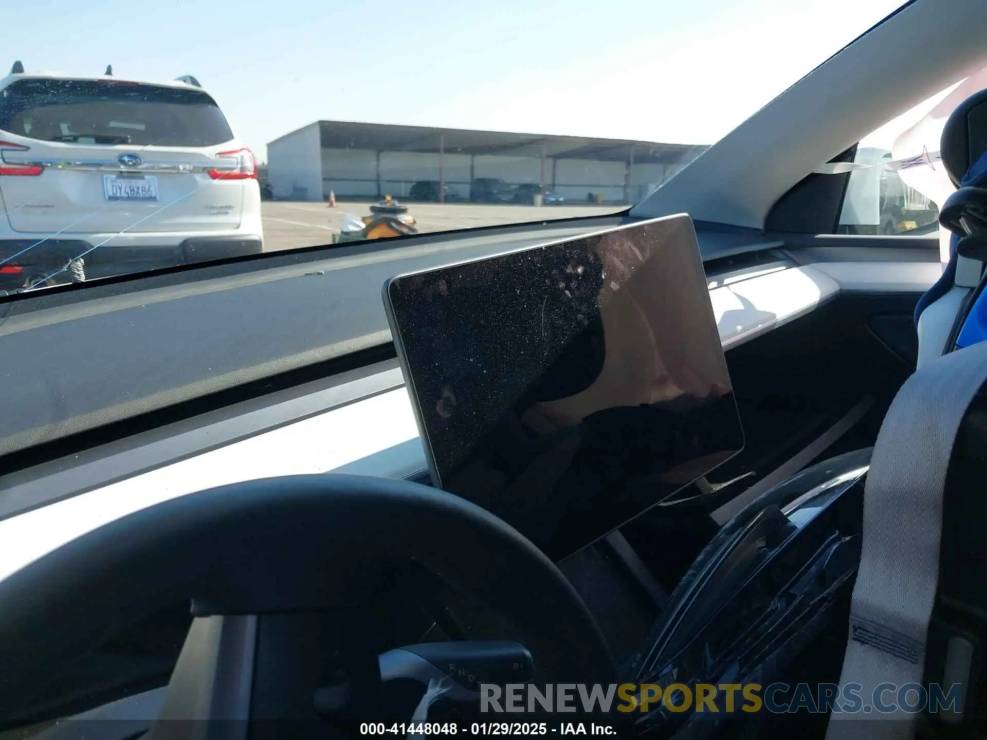 7 fotografías del automóvil dañado 7SAYGAEE6PF871072 TESLA MODEL Y 2023