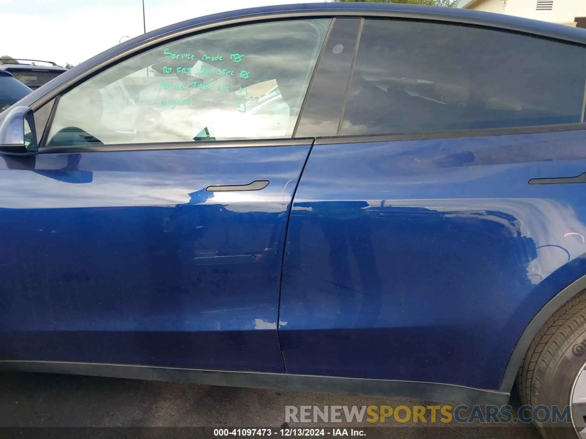 15 fotografías del automóvil dañado 7SAYGAEE6PF892570 TESLA MODEL Y 2023