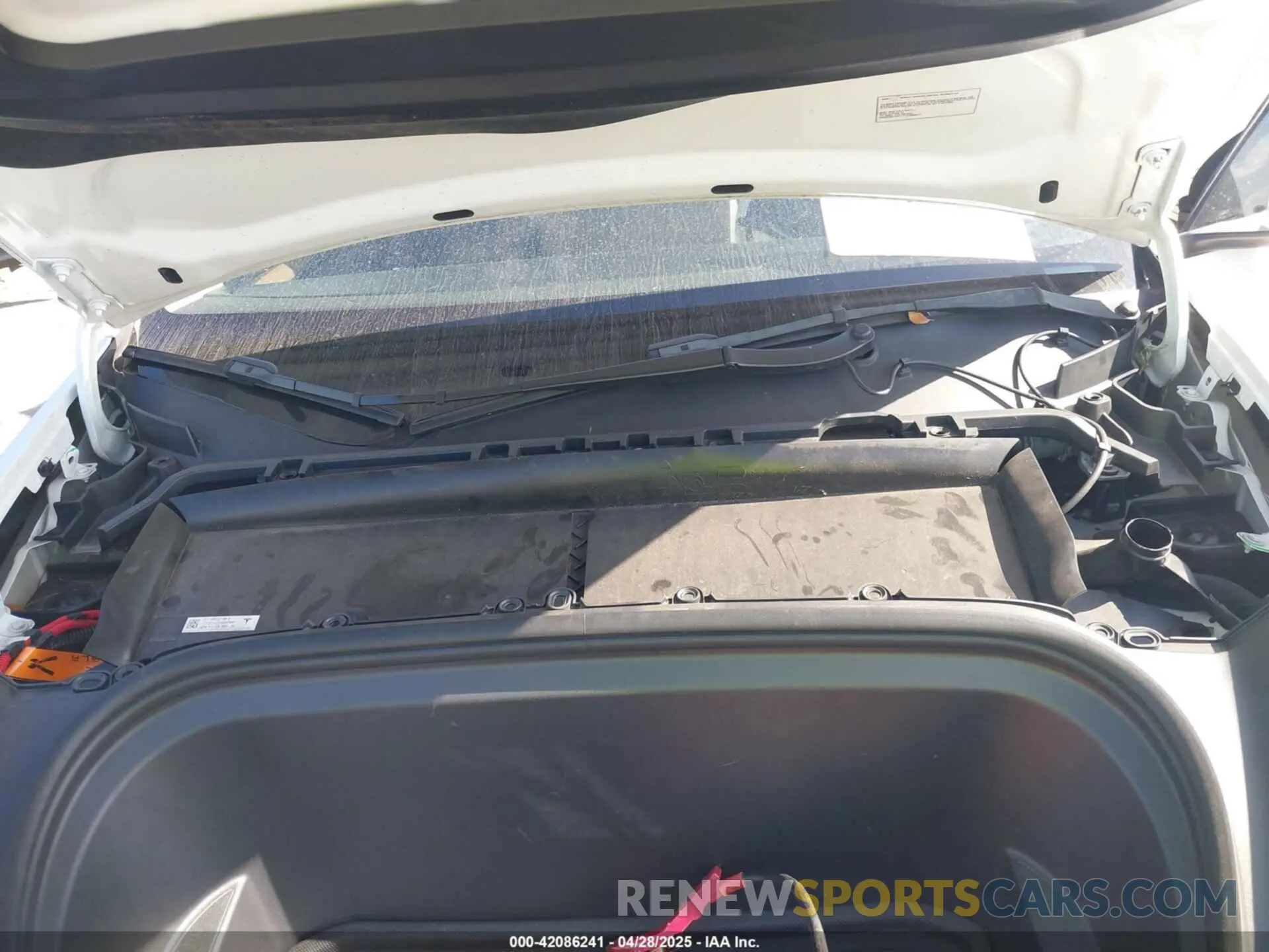 10 fotografías del automóvil dañado 7SAYGAEE7PF588681 TESLA MODEL Y 2023