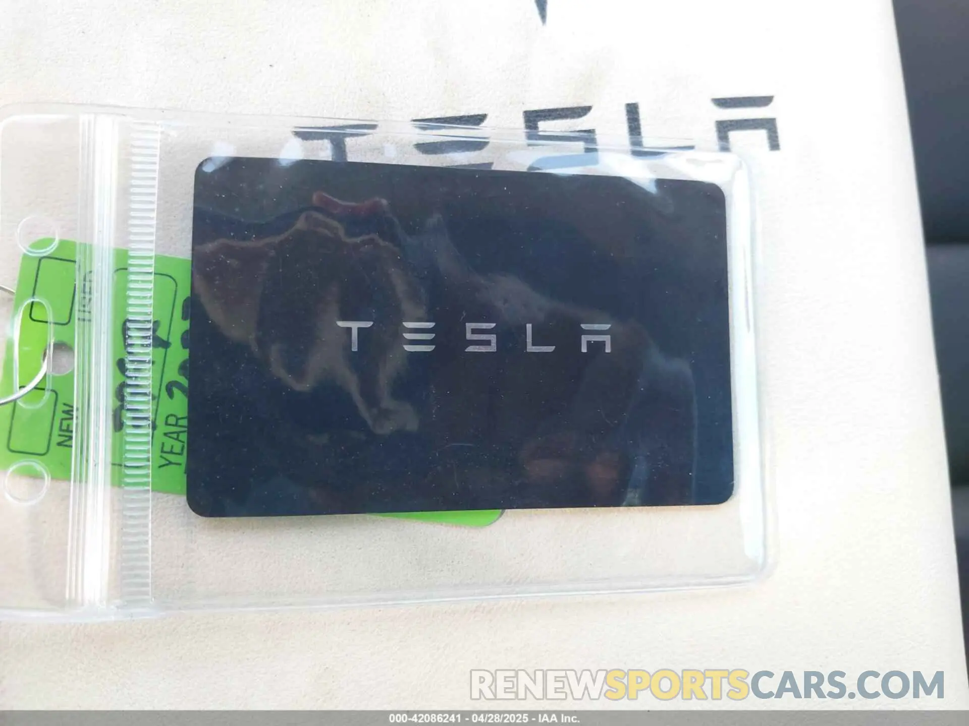 11 fotografías del automóvil dañado 7SAYGAEE7PF588681 TESLA MODEL Y 2023