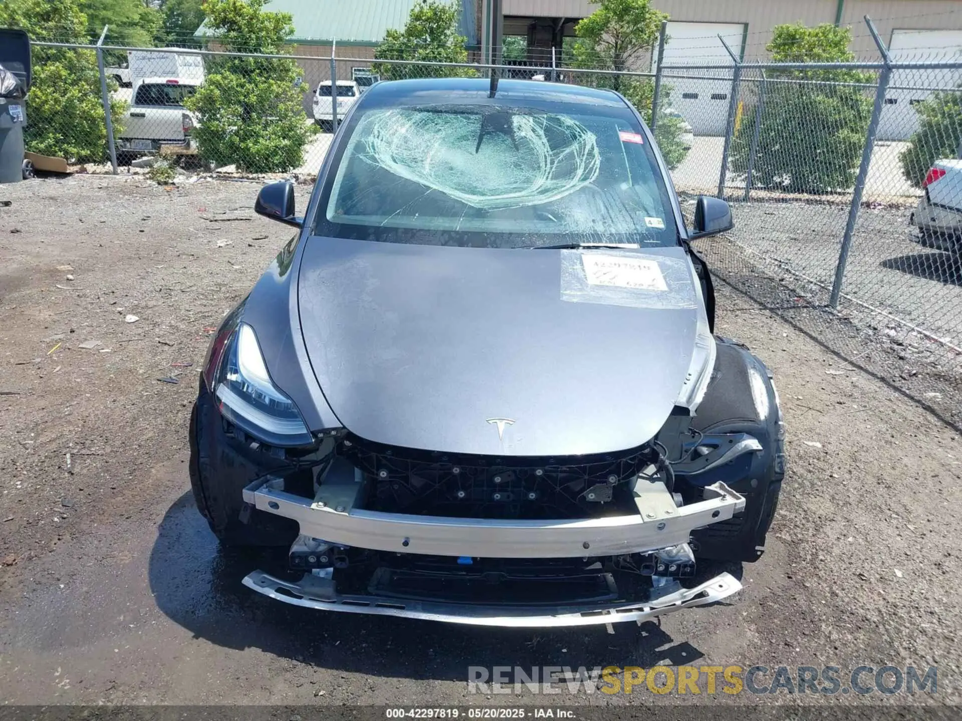 13 fotografías del automóvil dañado 7SAYGAEE7PF615751 TESLA MODEL Y 2023