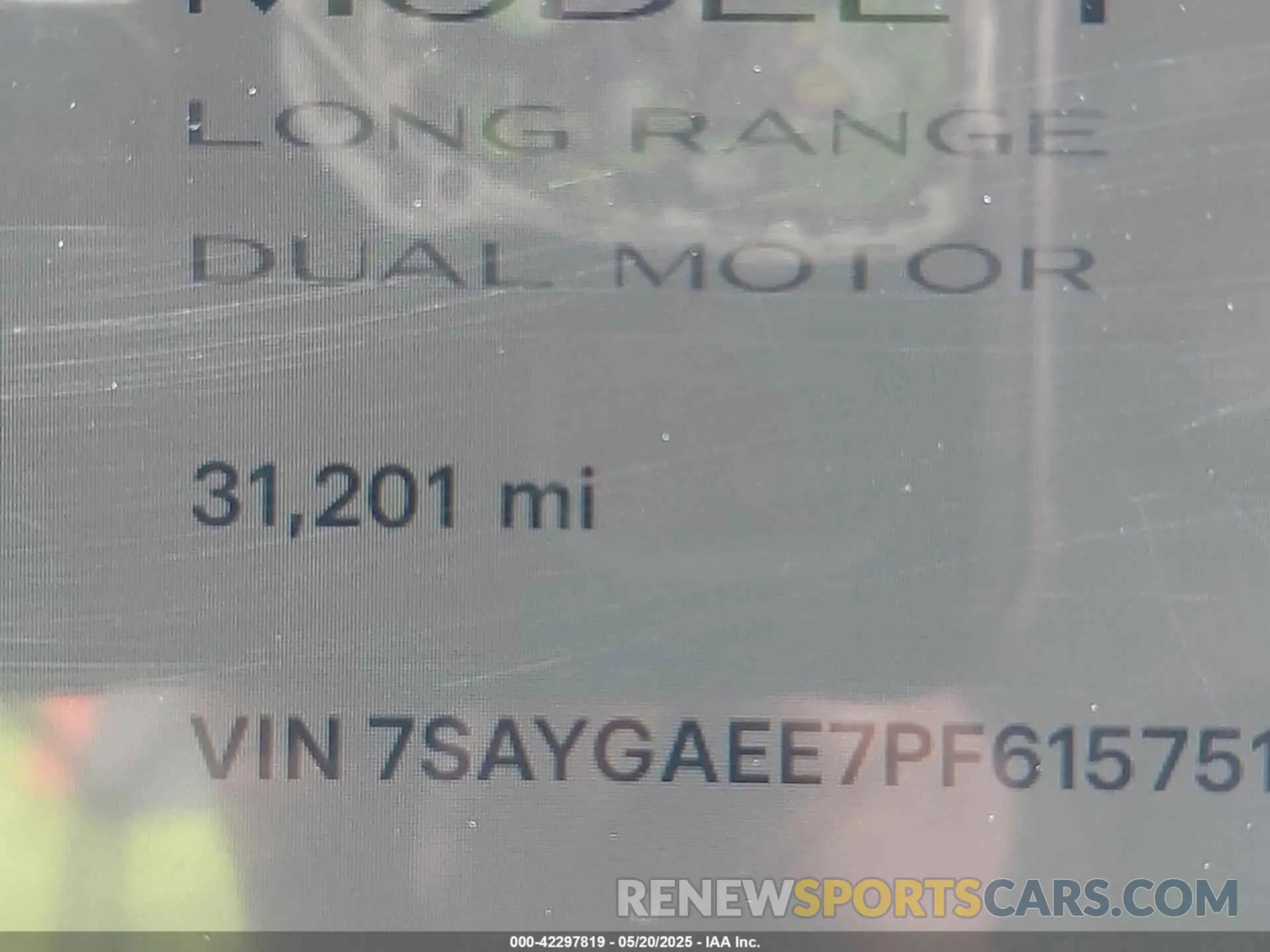 16 fotografías del automóvil dañado 7SAYGAEE7PF615751 TESLA MODEL Y 2023