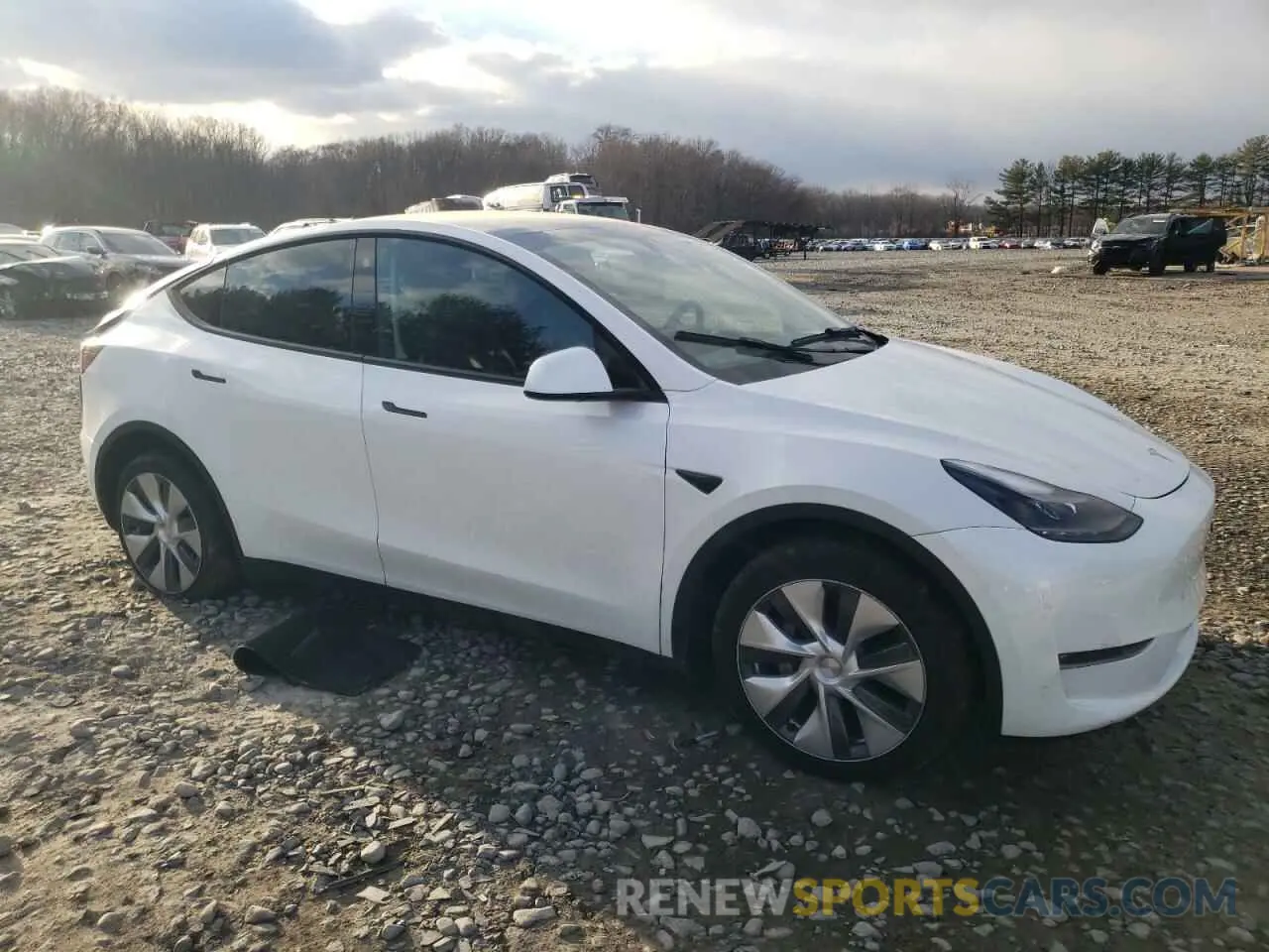4 fotografías del automóvil dañado 7SAYGAEE7PF749059 TESLA MODEL Y 2023