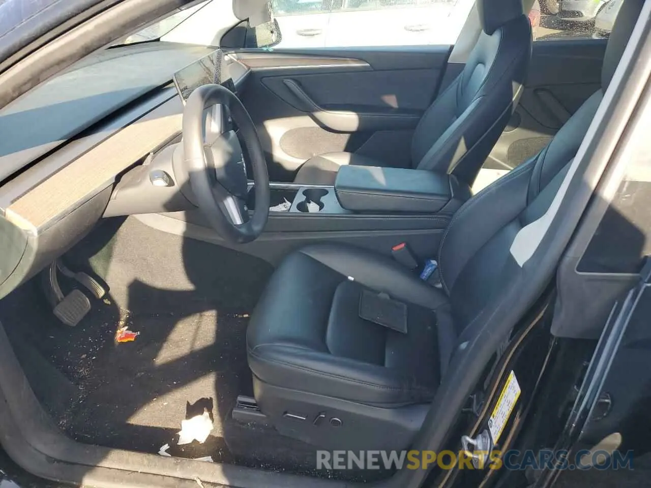 7 fotografías del automóvil dañado 7SAYGAEE7PF859030 TESLA MODEL Y 2023