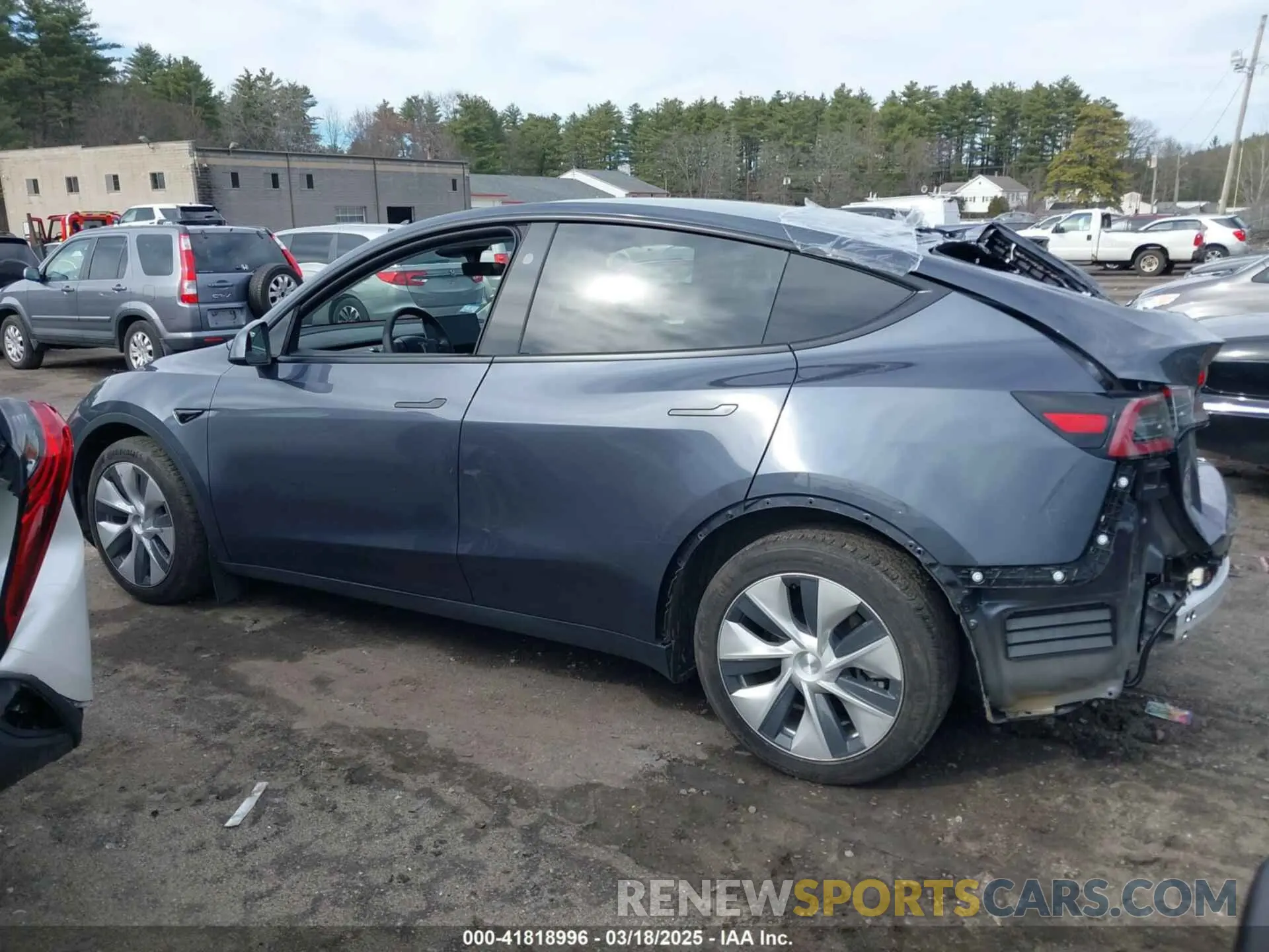 15 fotografías del automóvil dañado 7SAYGAEE7PF963324 TESLA MODEL Y 2023