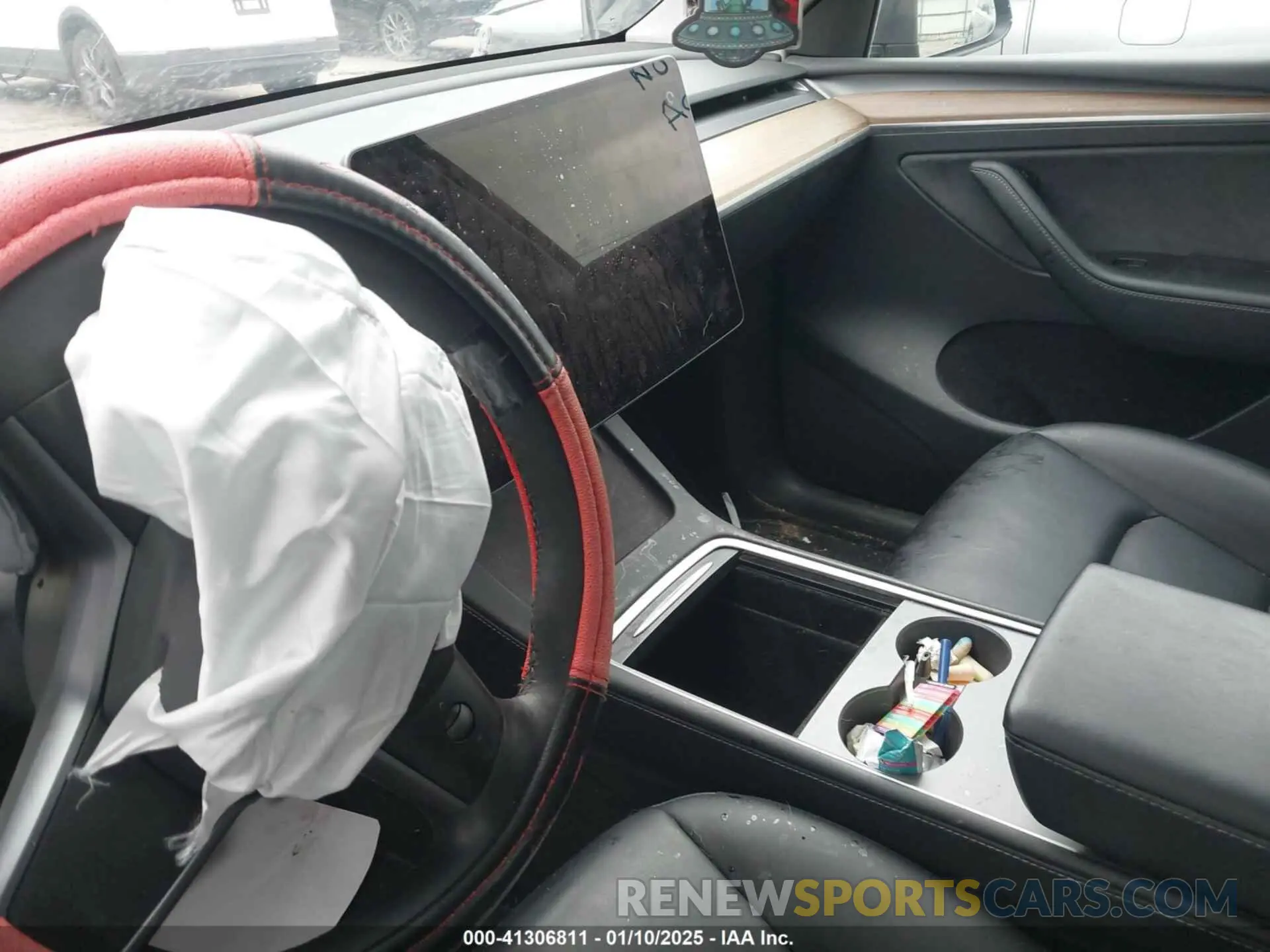 7 fotografías del automóvil dañado 7SAYGAEE8PF587202 TESLA MODEL Y 2023