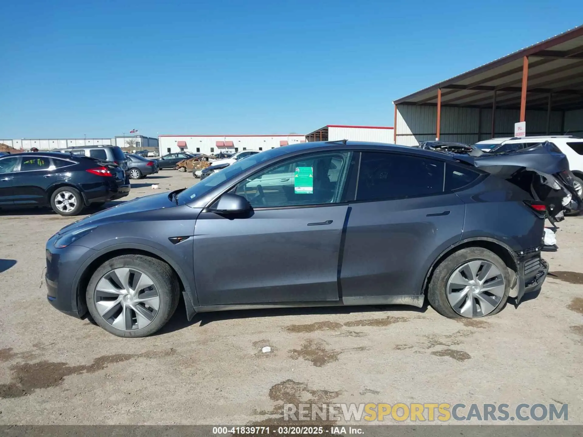 13 fotografías del automóvil dañado 7SAYGAEE8PF667728 TESLA MODEL Y 2023