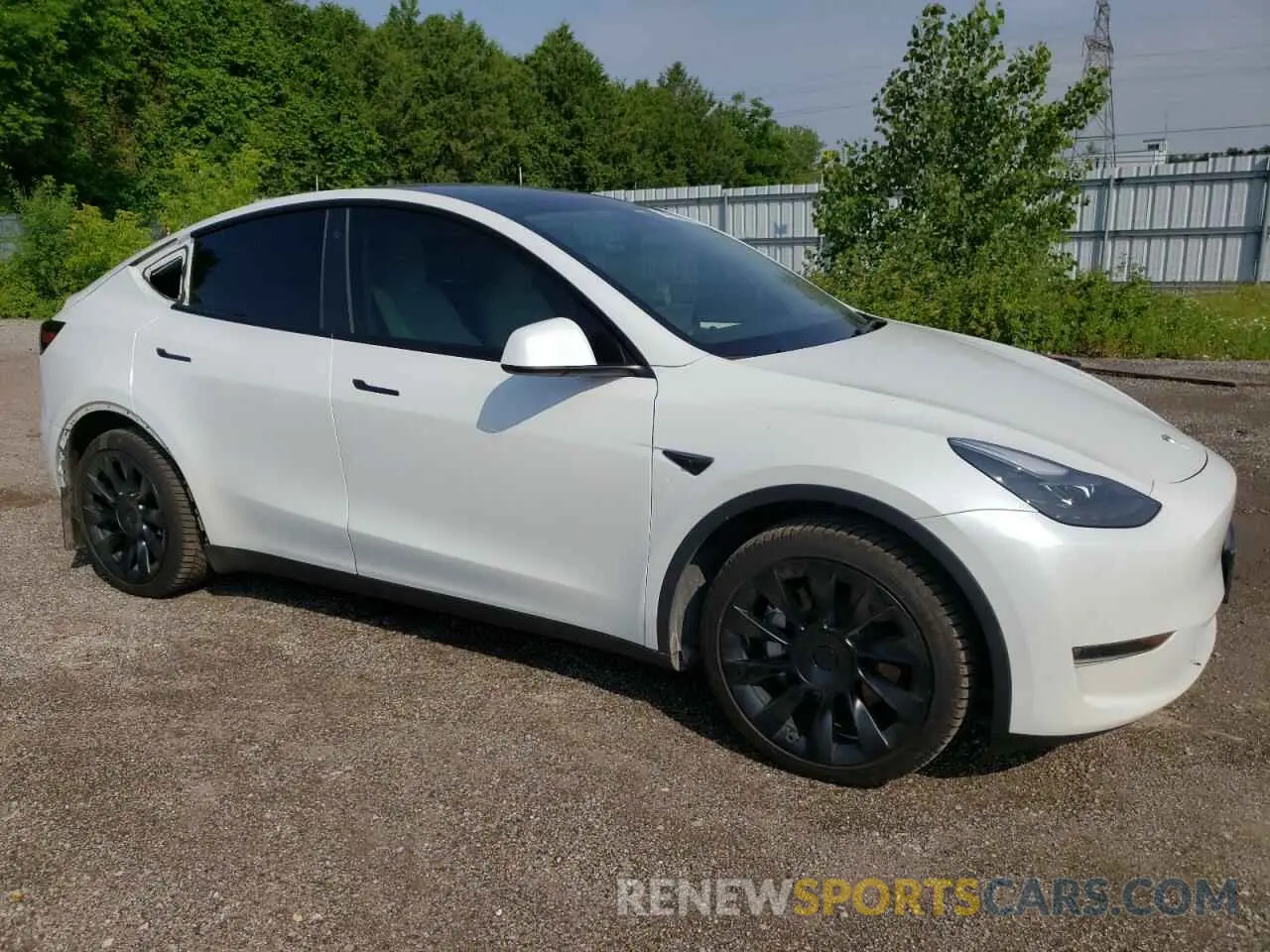 4 fotografías del automóvil dañado 7SAYGAEE8PF761897 TESLA MODEL Y 2023