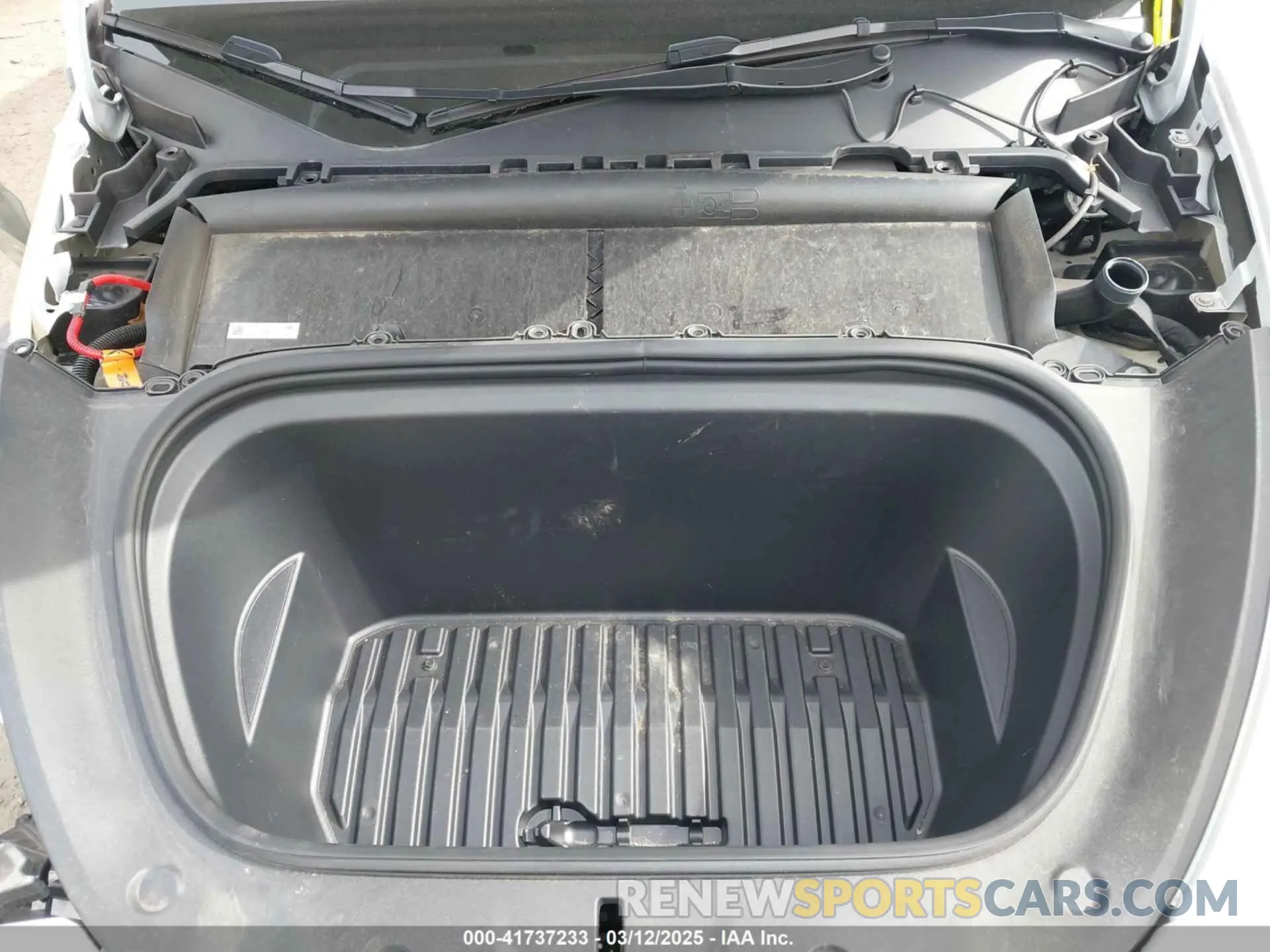 10 fotografías del automóvil dañado 7SAYGAEE8PF792969 TESLA MODEL Y 2023
