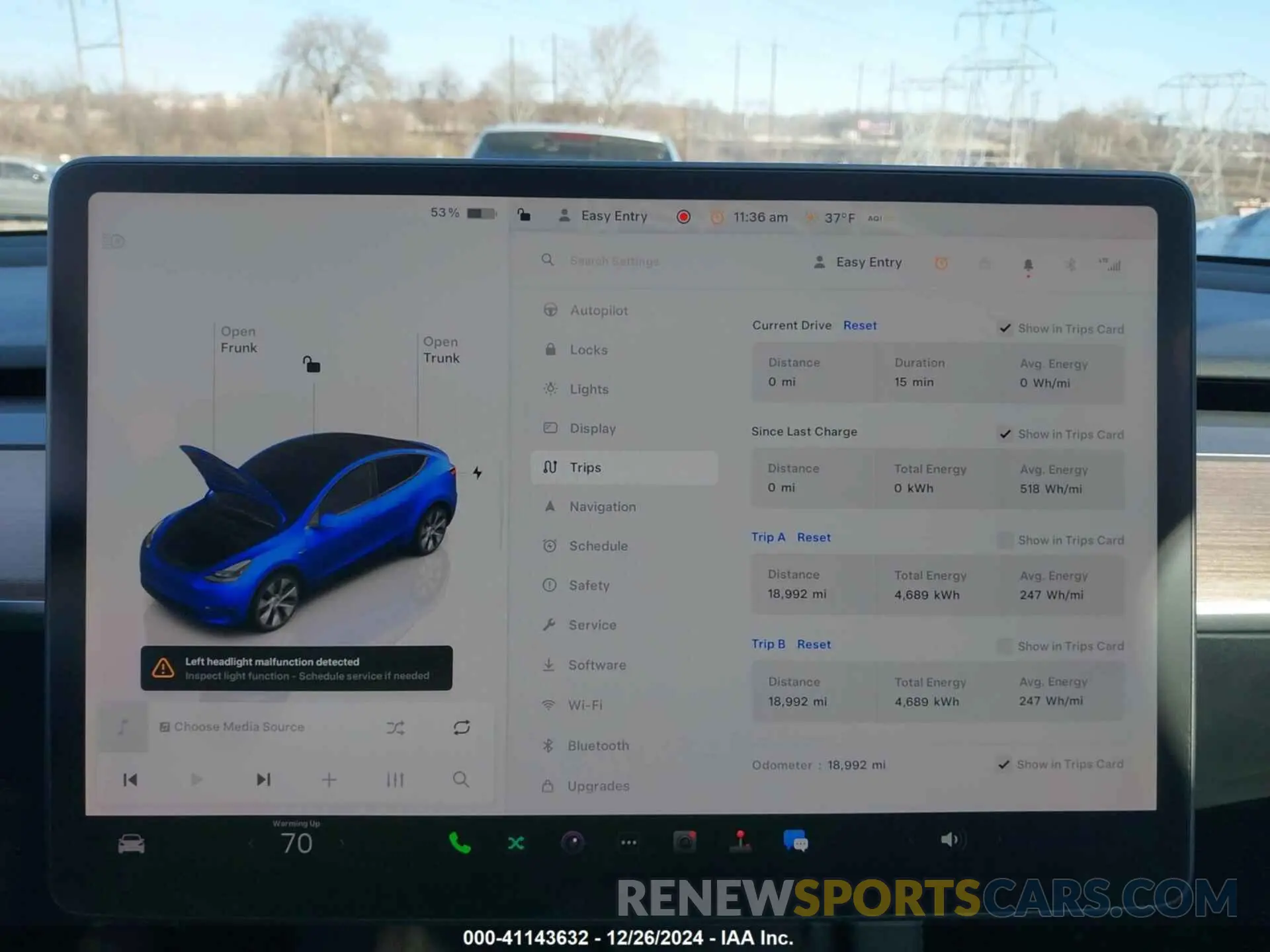 7 fotografías del automóvil dañado 7SAYGAEE8PF832094 TESLA MODEL Y 2023