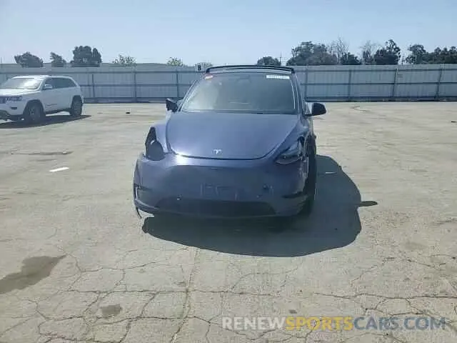 13 fotografías del automóvil dañado 7SAYGAEE8PF927092 TESLA MODEL Y 2023