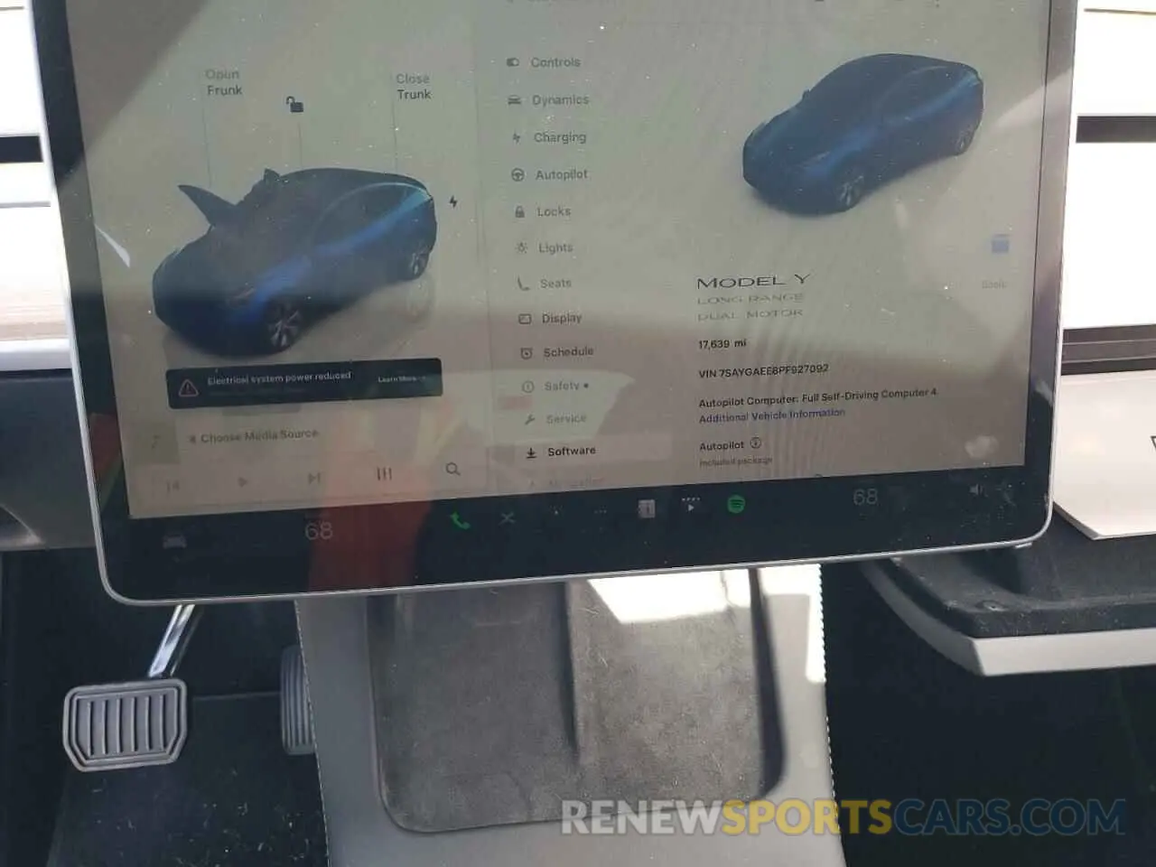 9 fotografías del automóvil dañado 7SAYGAEE8PF927092 TESLA MODEL Y 2023