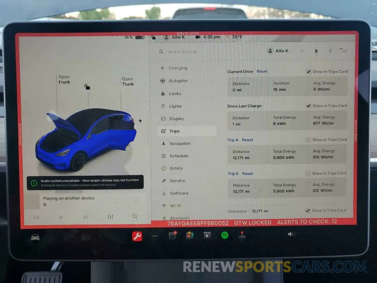 9 fotografías del automóvil dañado 7SAYGAEE8PF980052 TESLA MODEL Y 2023