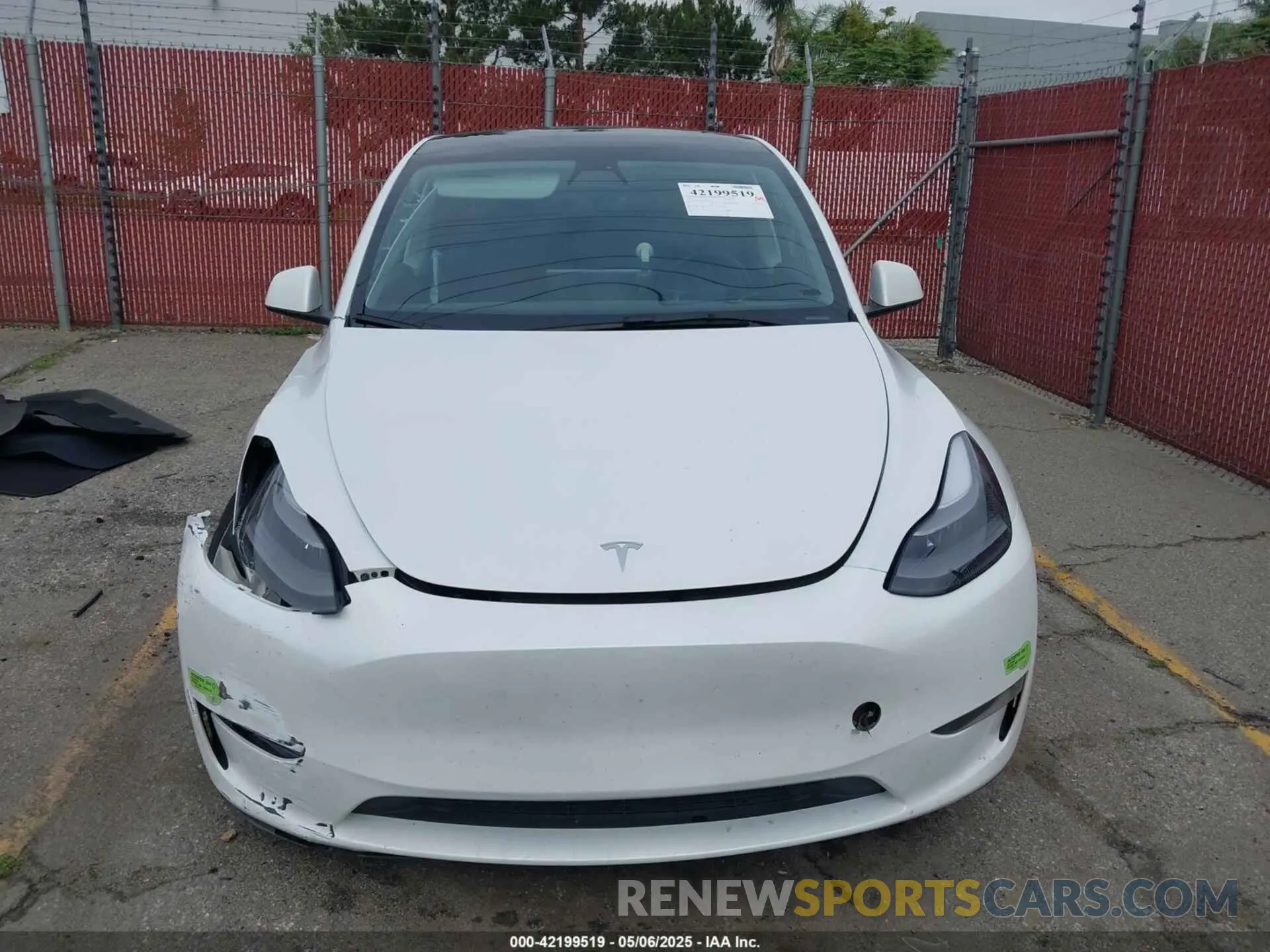 12 fotografías del automóvil dañado 7SAYGAEE9PF702910 TESLA MODEL Y 2023