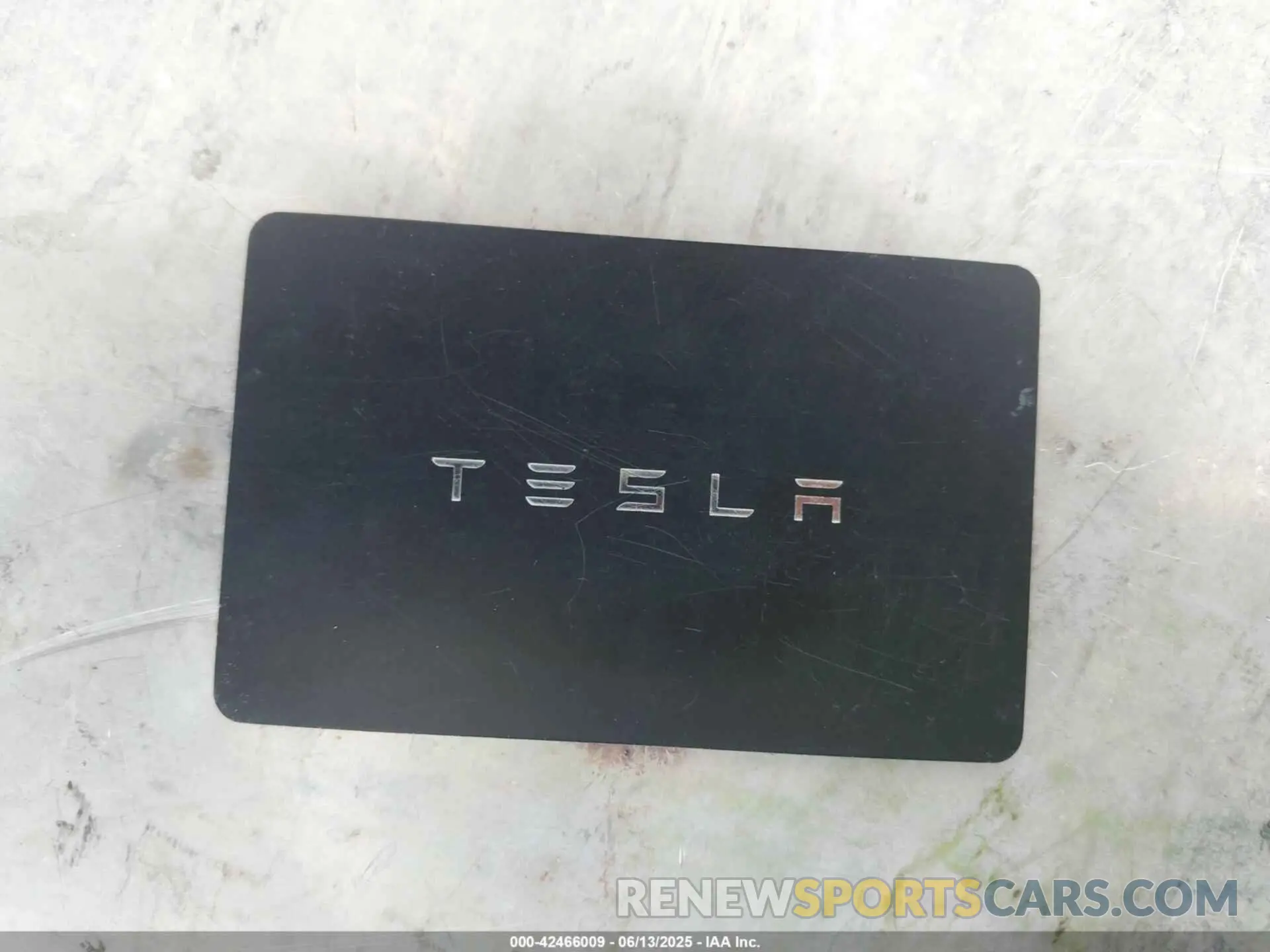 11 fotografías del automóvil dañado 7SAYGAEE9PF743795 TESLA MODEL Y 2023