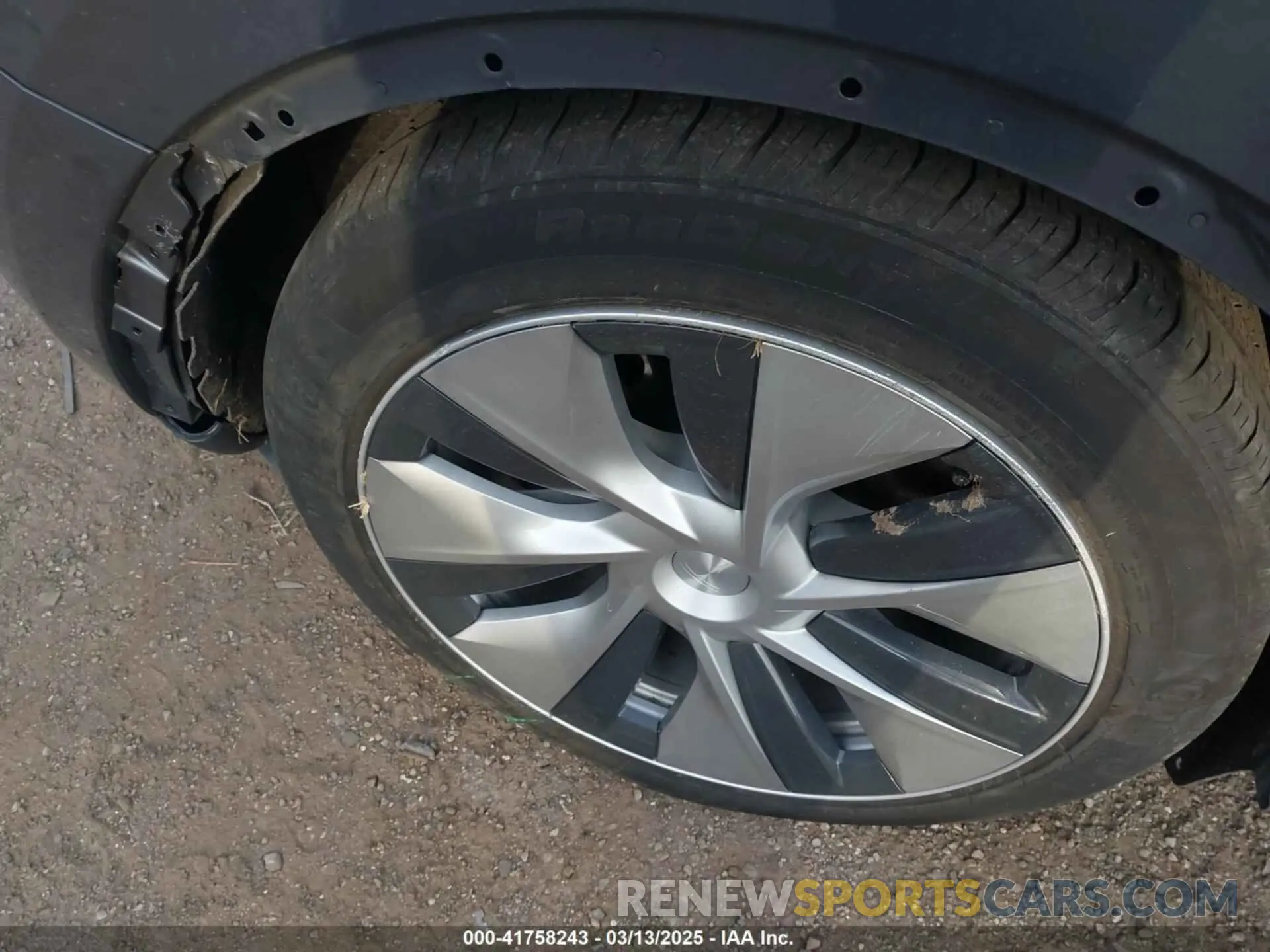 12 fotografías del automóvil dañado 7SAYGAEEXPF612231 TESLA MODEL Y 2023