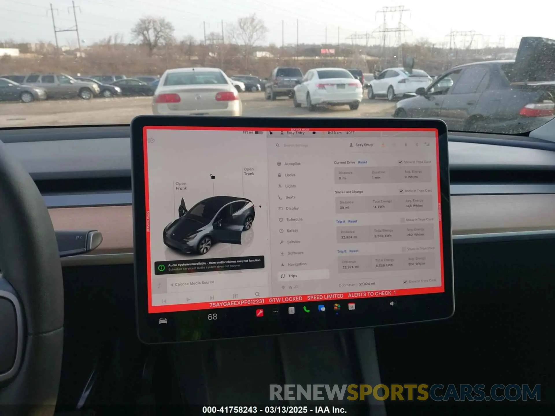 19 fotografías del automóvil dañado 7SAYGAEEXPF612231 TESLA MODEL Y 2023