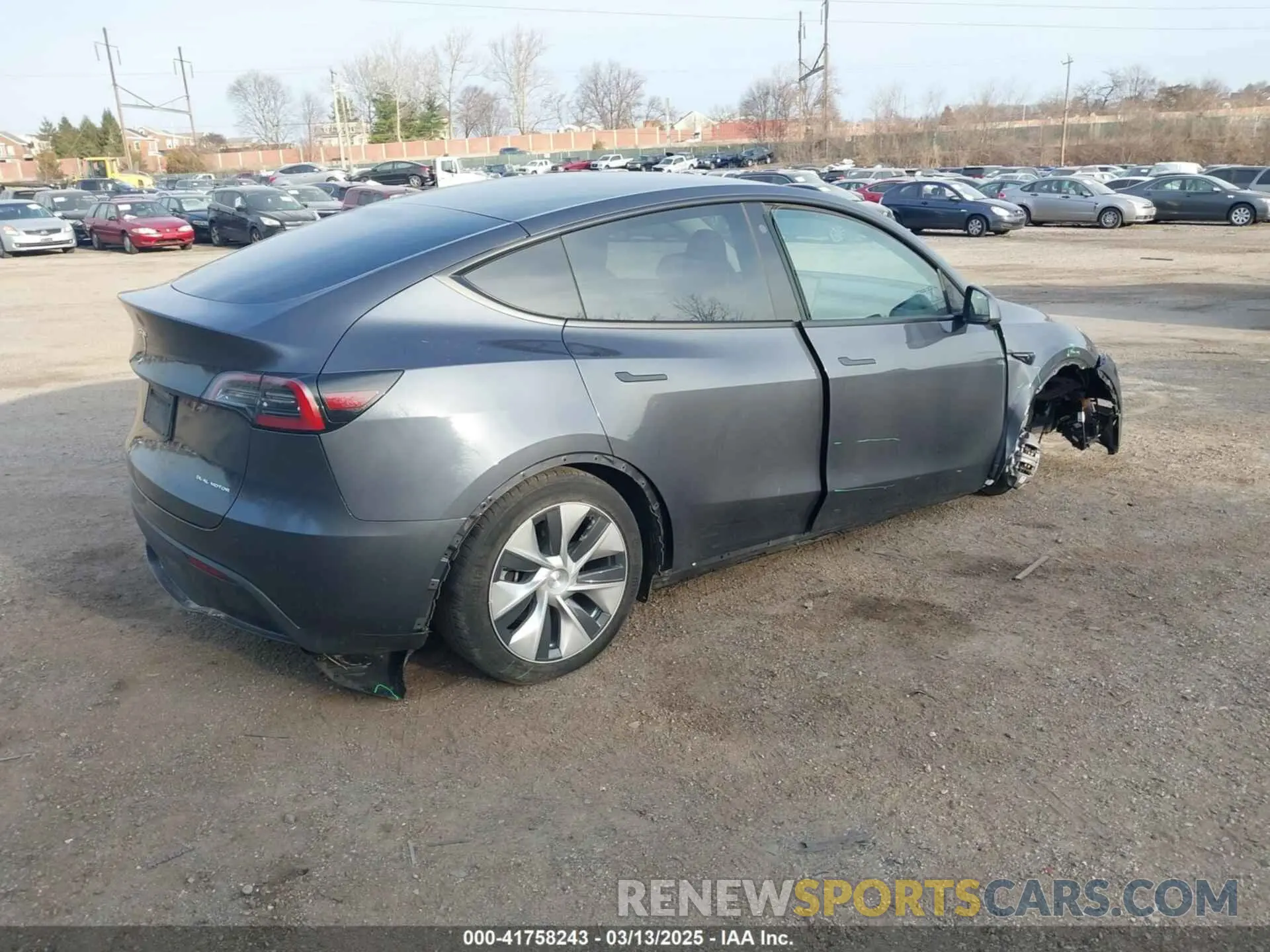 4 fotografías del automóvil dañado 7SAYGAEEXPF612231 TESLA MODEL Y 2023