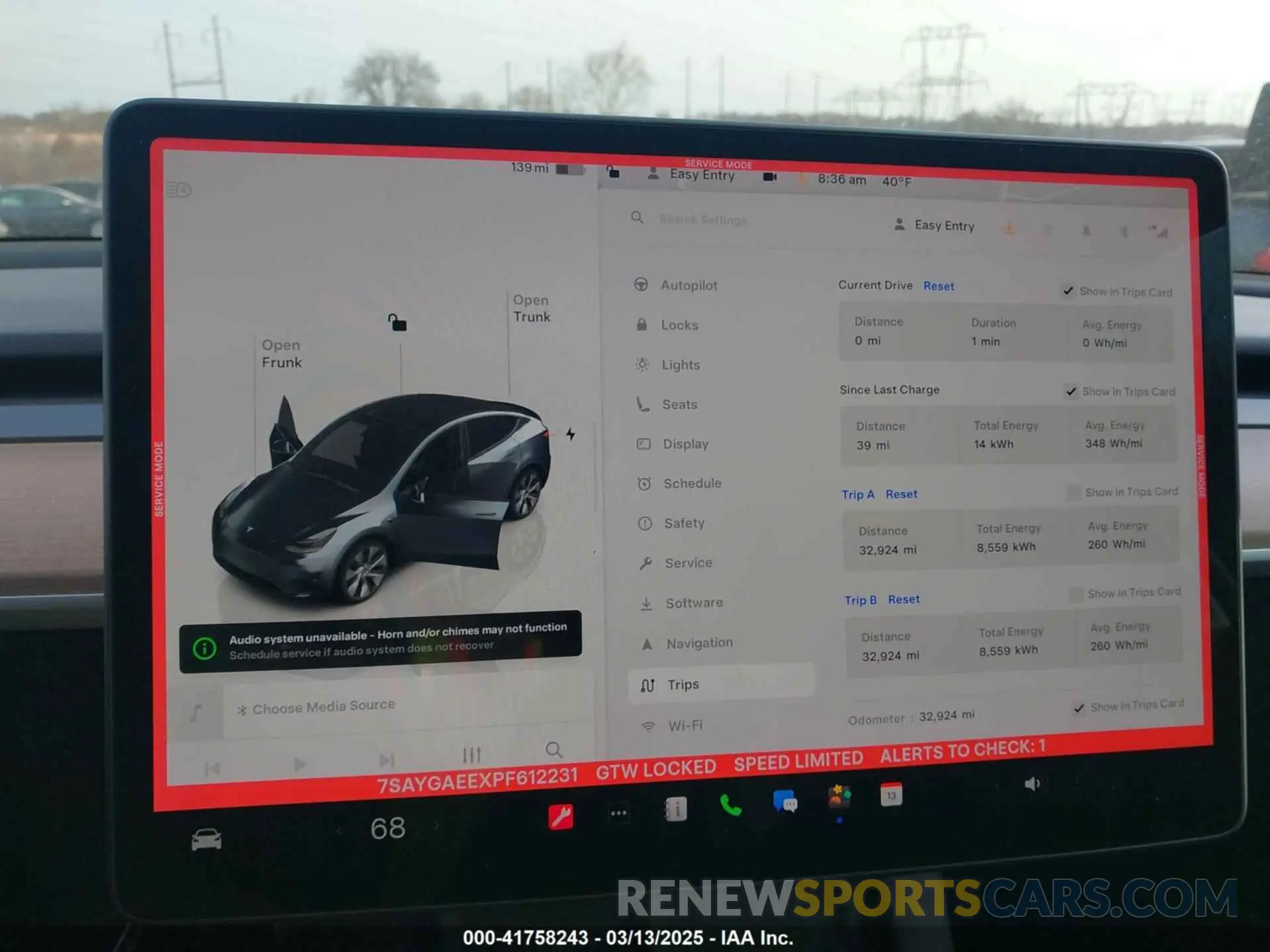 7 fotografías del automóvil dañado 7SAYGAEEXPF612231 TESLA MODEL Y 2023