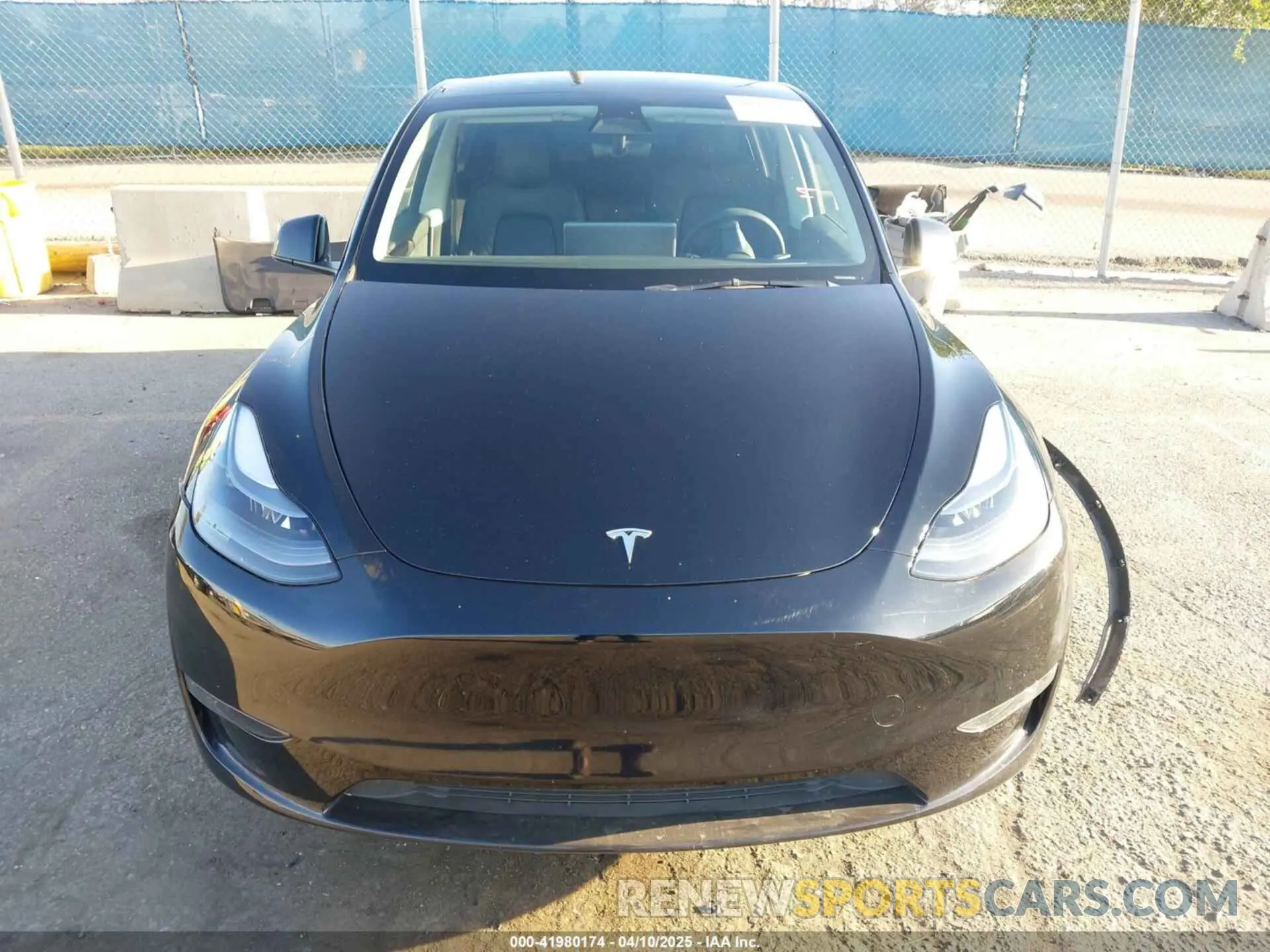 12 fotografías del automóvil dañado 7SAYGAEEXPF673871 TESLA MODEL Y 2023