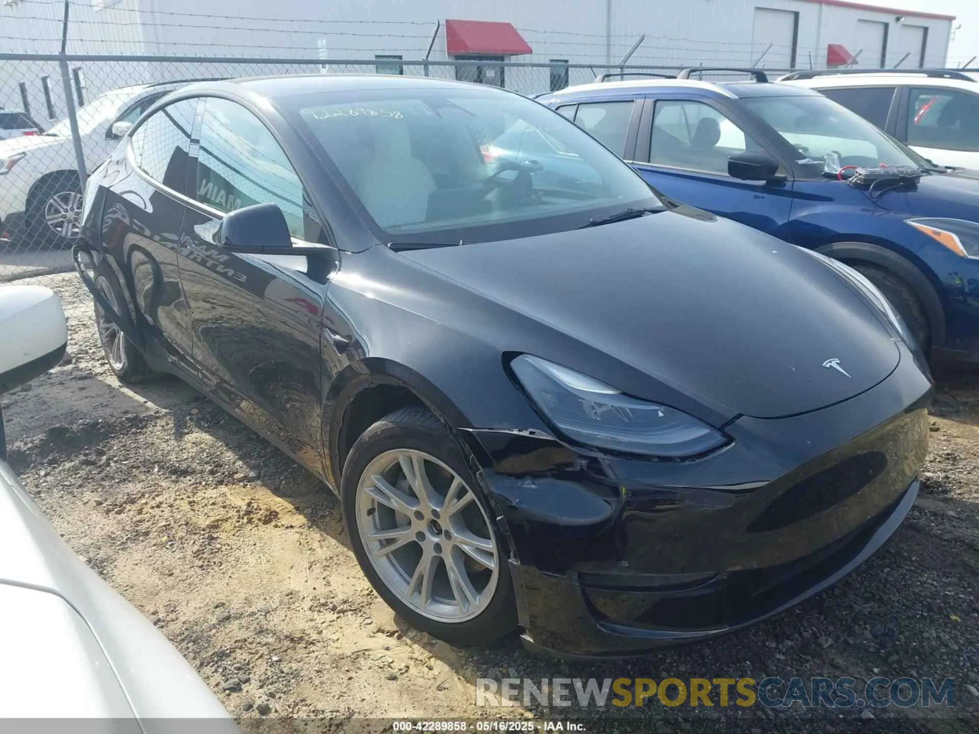 1 fotografías del automóvil dañado 7SAYGAEEXPF711924 TESLA MODEL Y 2023