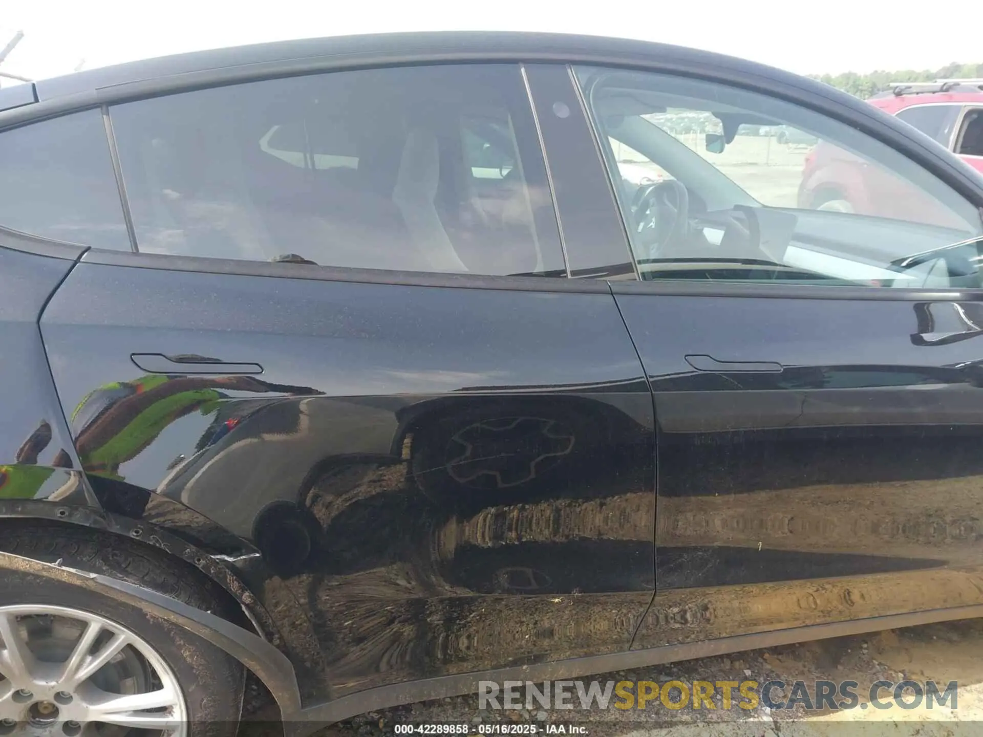 13 fotografías del automóvil dañado 7SAYGAEEXPF711924 TESLA MODEL Y 2023