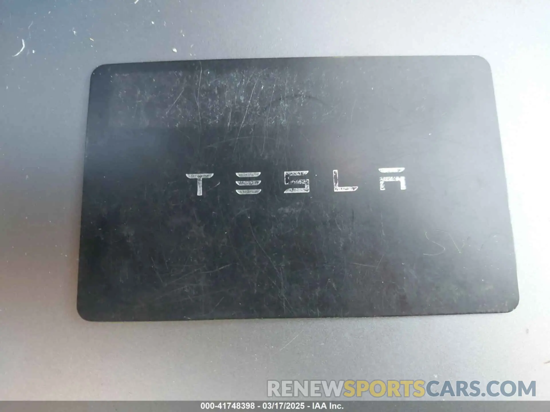 11 fotografías del automóvil dañado 7SAYGAEEXPF714760 TESLA MODEL Y 2023