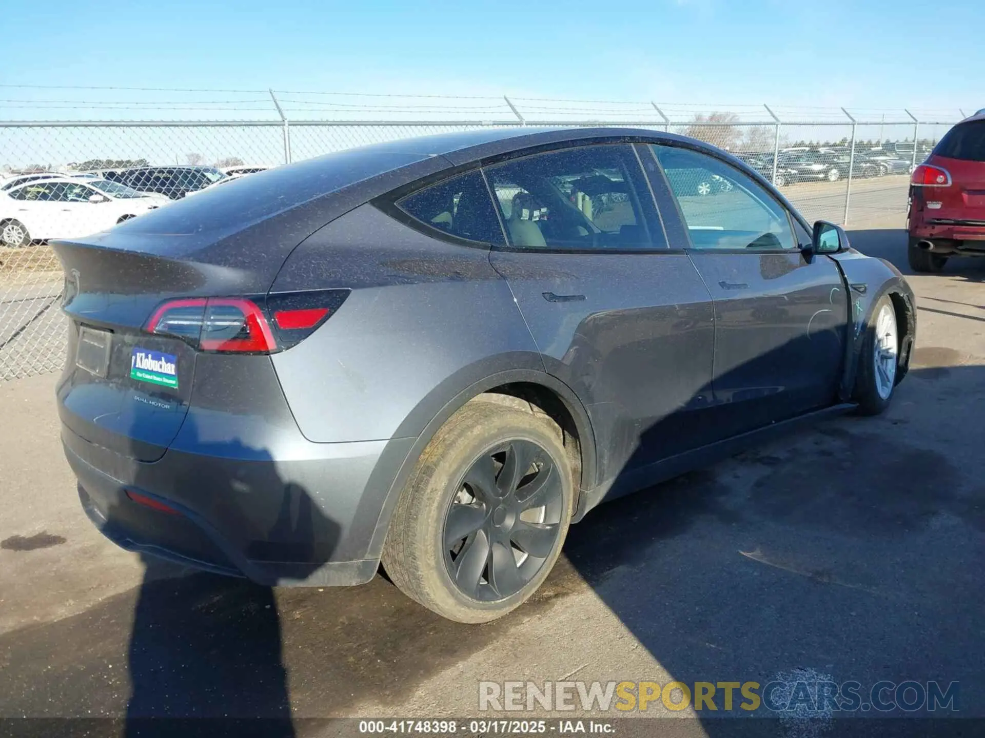 4 fotografías del automóvil dañado 7SAYGAEEXPF714760 TESLA MODEL Y 2023