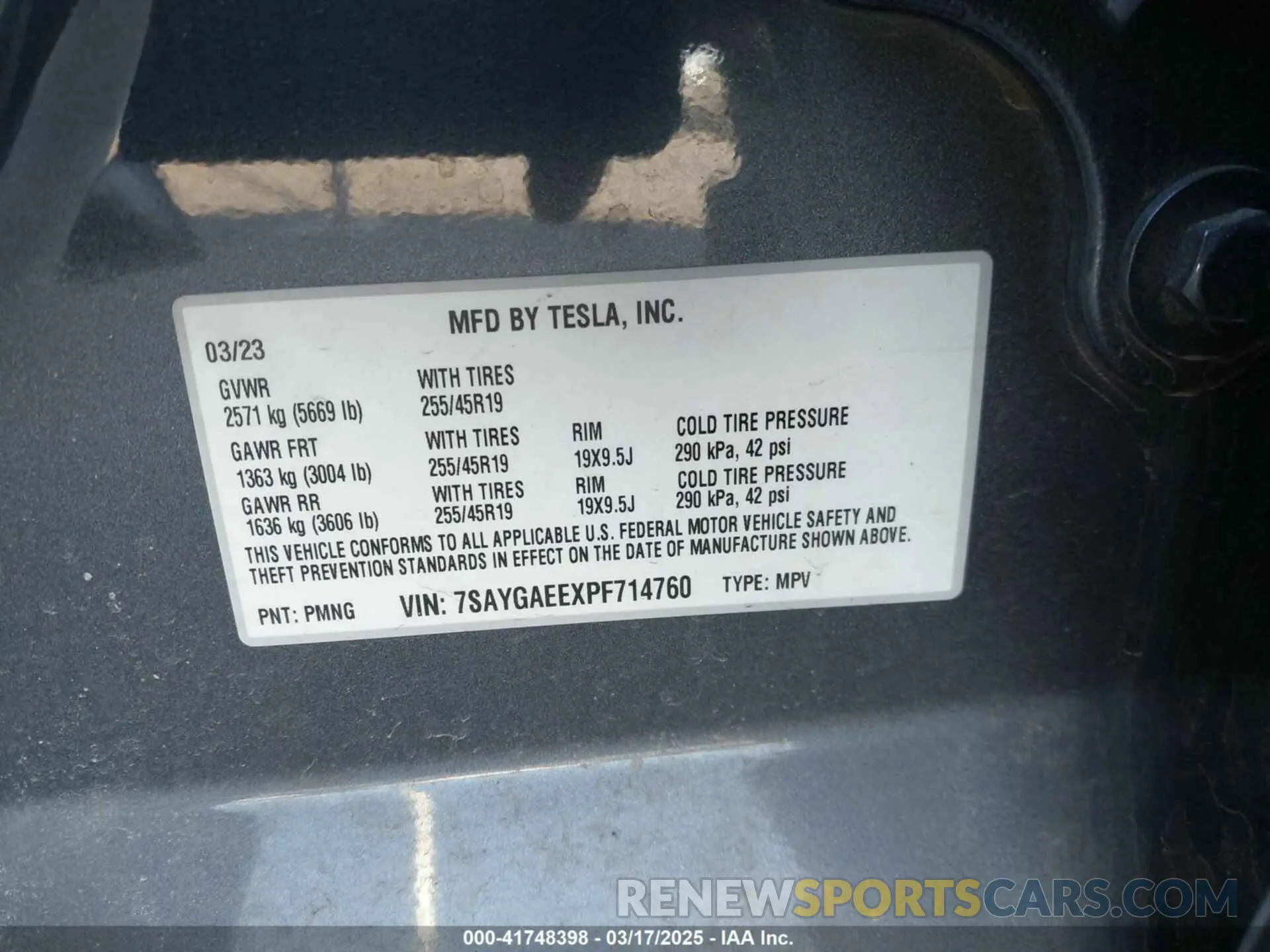 9 fotografías del automóvil dañado 7SAYGAEEXPF714760 TESLA MODEL Y 2023