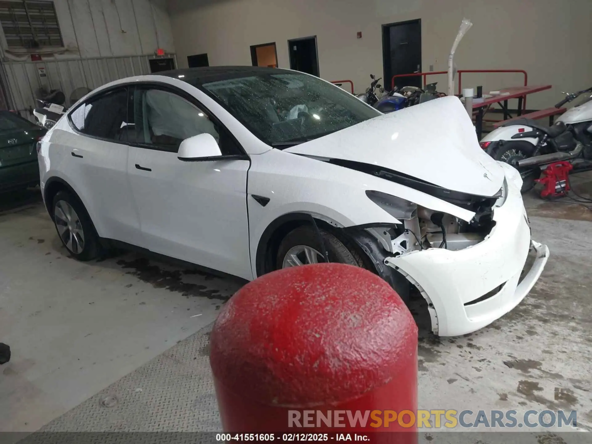 1 fotografías del automóvil dañado 7SAYGAEEXPF789037 TESLA MODEL Y 2023