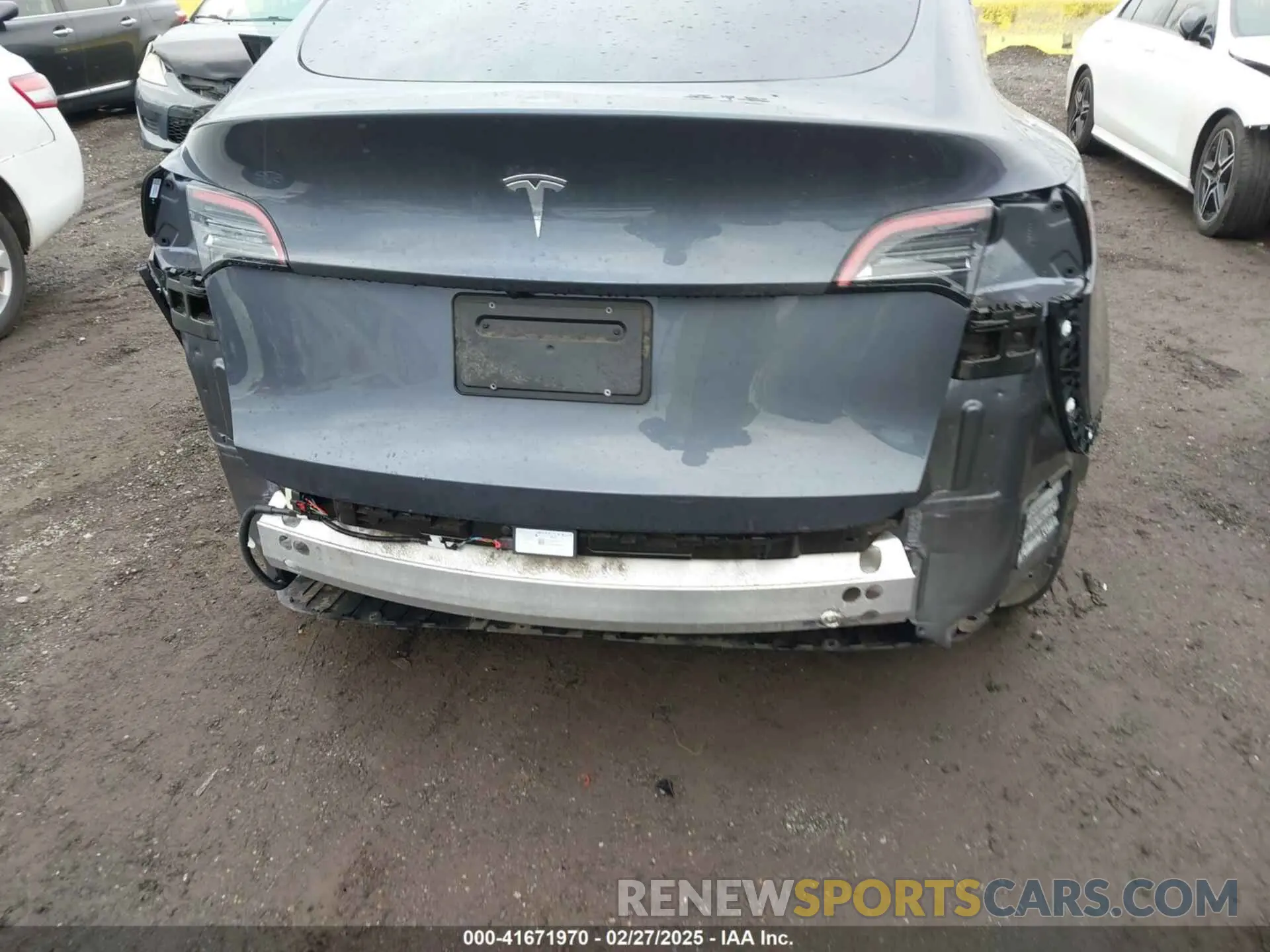 19 fotografías del automóvil dañado 7SAYGDED0PF922882 TESLA MODEL Y 2023