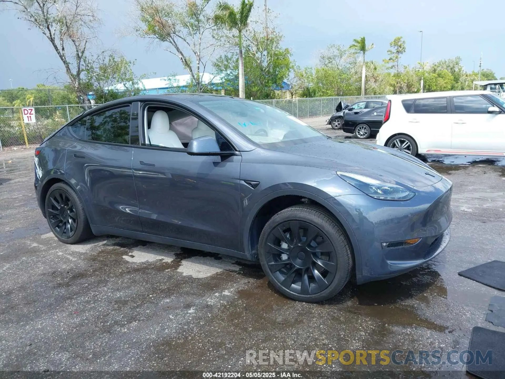 1 fotografías del automóvil dañado 7SAYGDED0PF947510 TESLA MODEL Y 2023