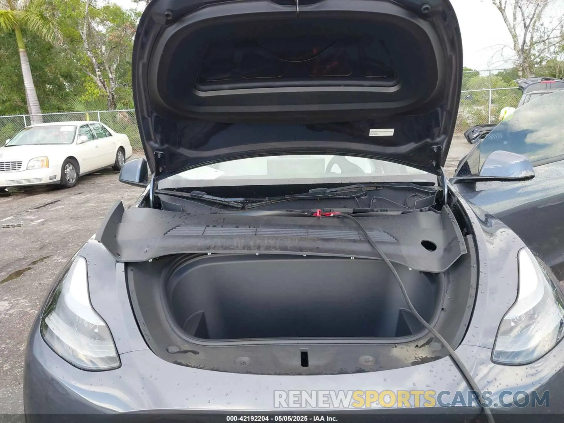 10 fotografías del automóvil dañado 7SAYGDED0PF947510 TESLA MODEL Y 2023