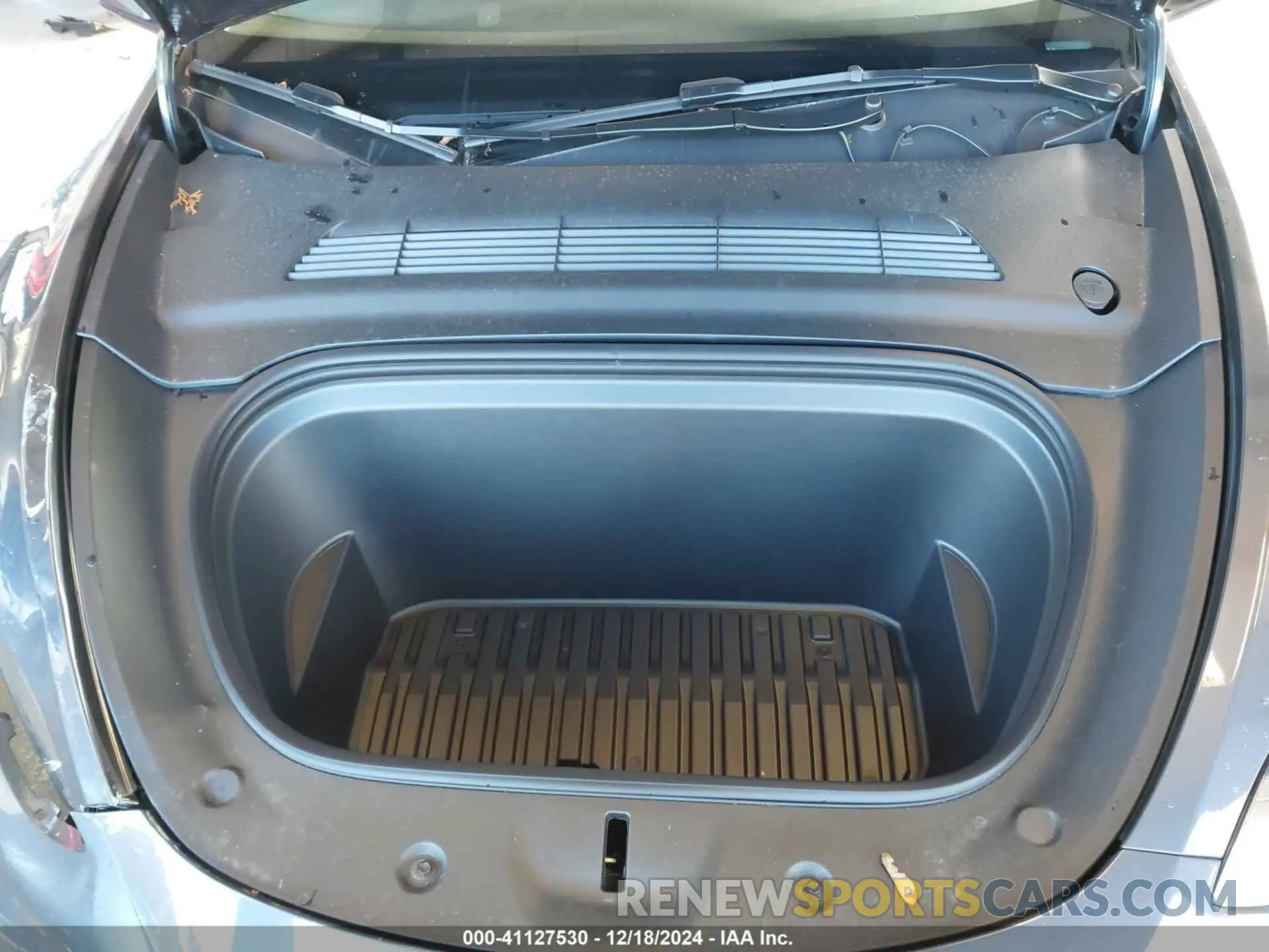 10 fotografías del automóvil dañado 7SAYGDED0PF963061 TESLA MODEL Y 2023