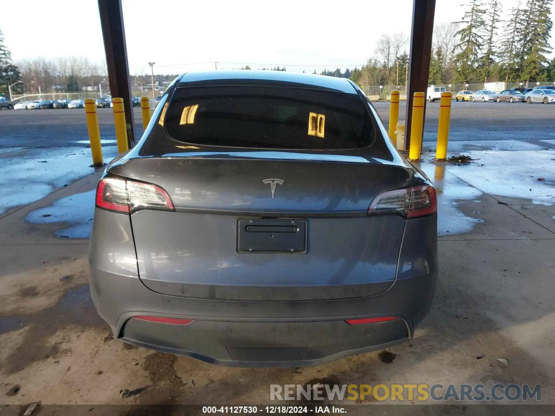 16 fotografías del automóvil dañado 7SAYGDED0PF963061 TESLA MODEL Y 2023