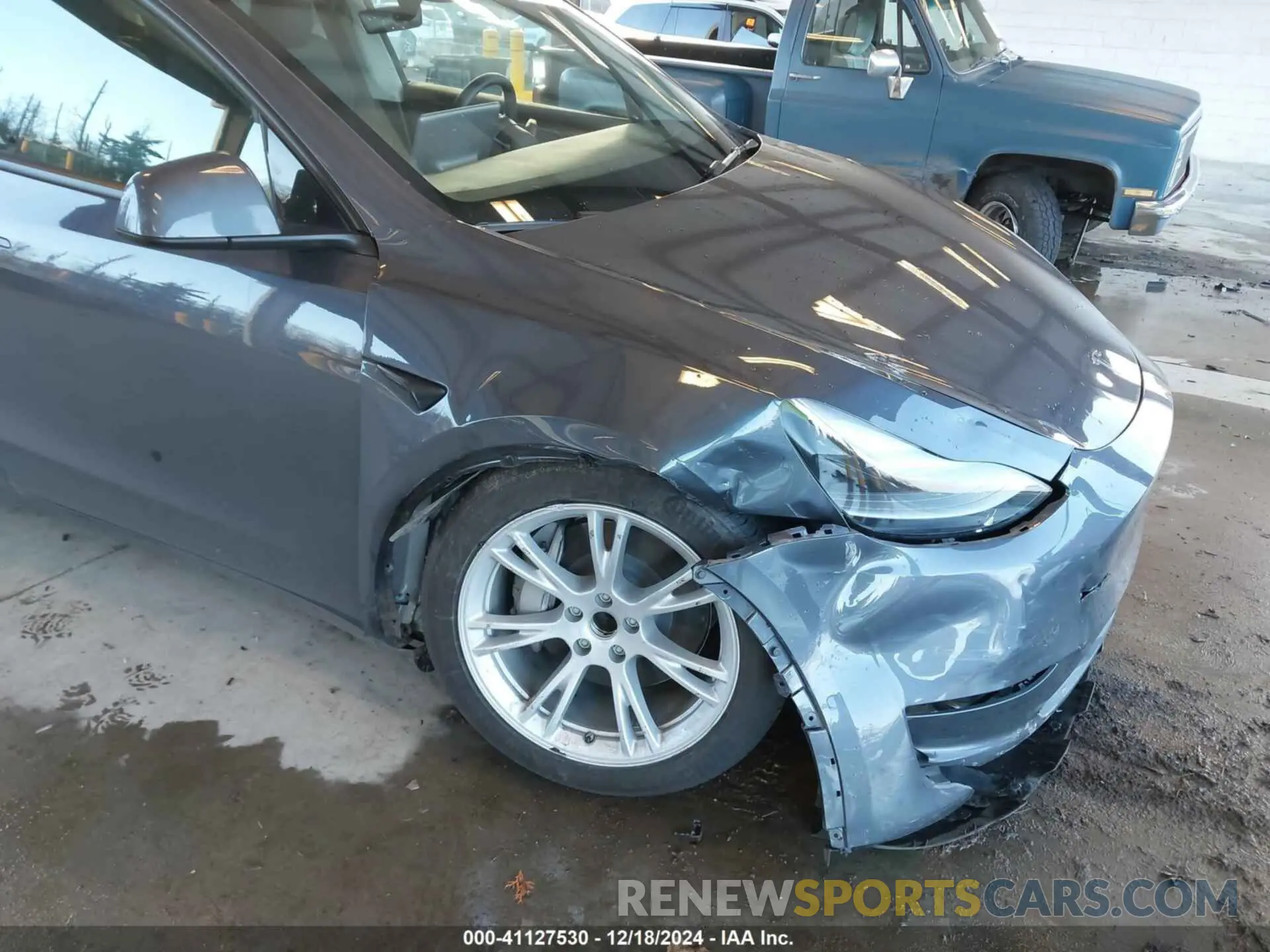 6 fotografías del automóvil dañado 7SAYGDED0PF963061 TESLA MODEL Y 2023