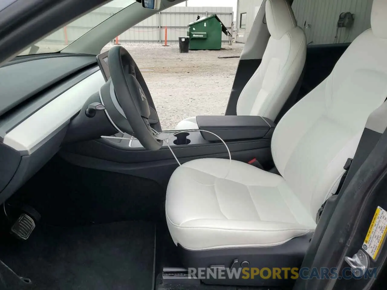 7 fotografías del automóvil dañado 7SAYGDED1PF913589 TESLA MODEL Y 2023