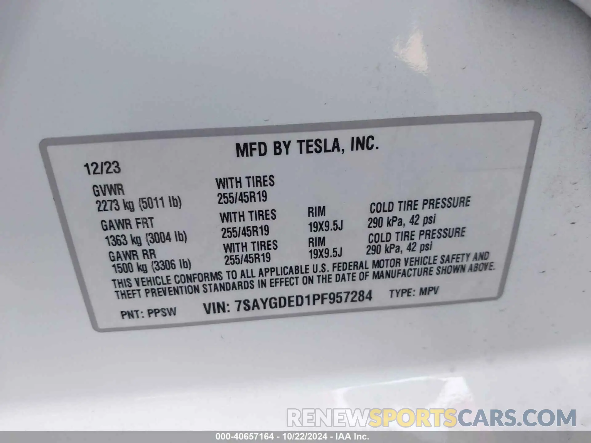 9 fotografías del automóvil dañado 7SAYGDED1PF957284 TESLA MODEL Y 2023