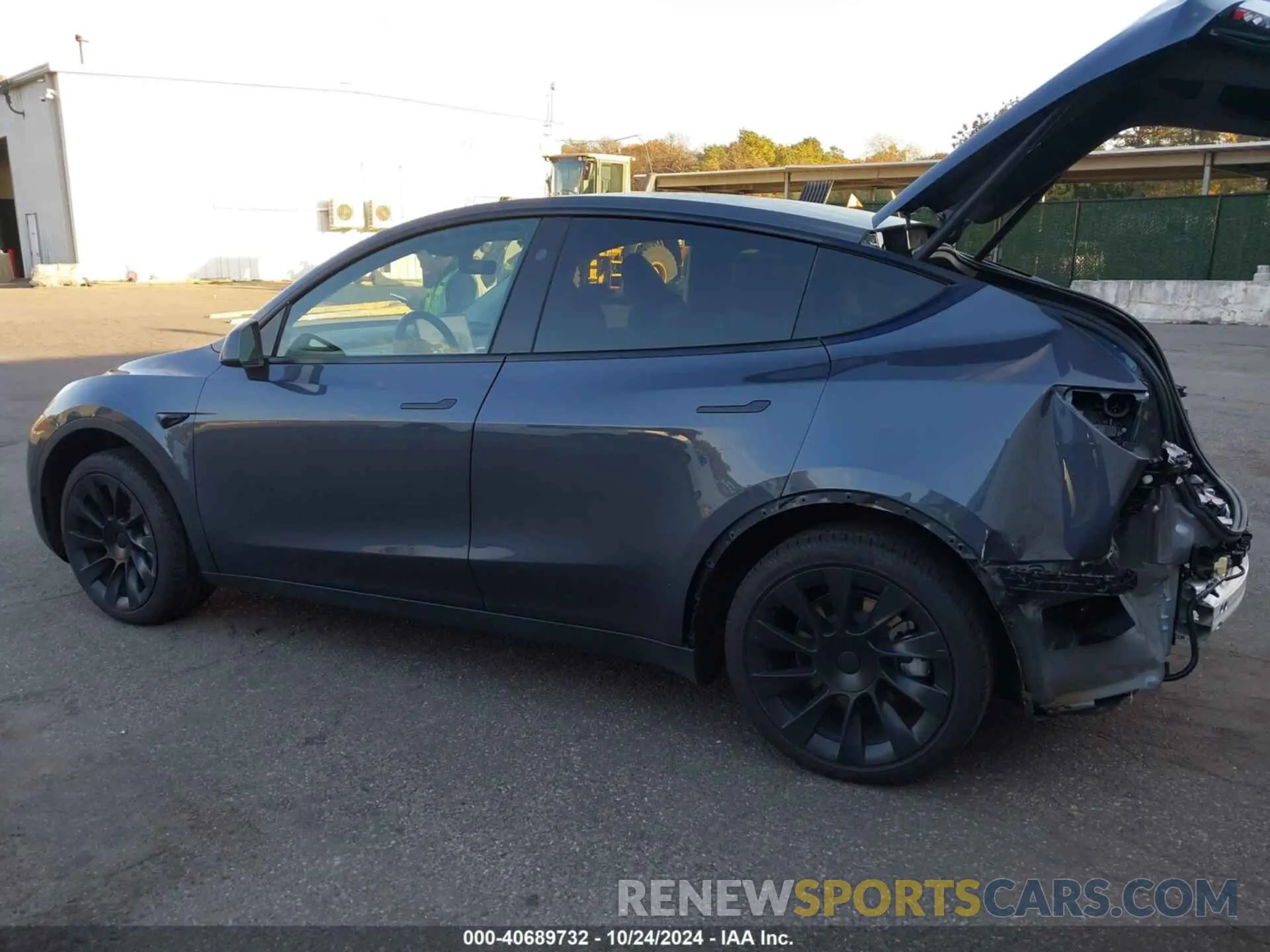 3 fotografías del automóvil dañado 7SAYGDED1PF961030 TESLA MODEL Y 2023