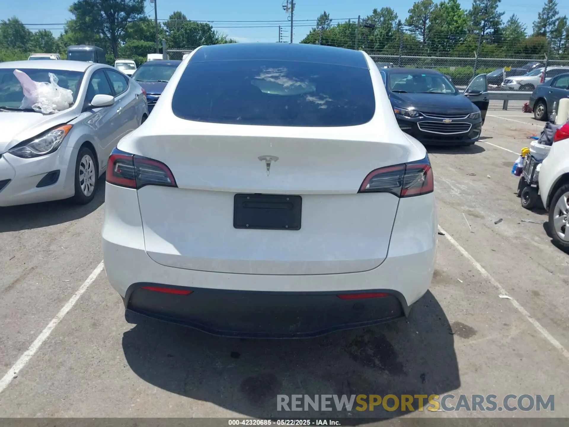 15 fotografías del automóvil dañado 7SAYGDED2PF931521 TESLA MODEL Y 2023