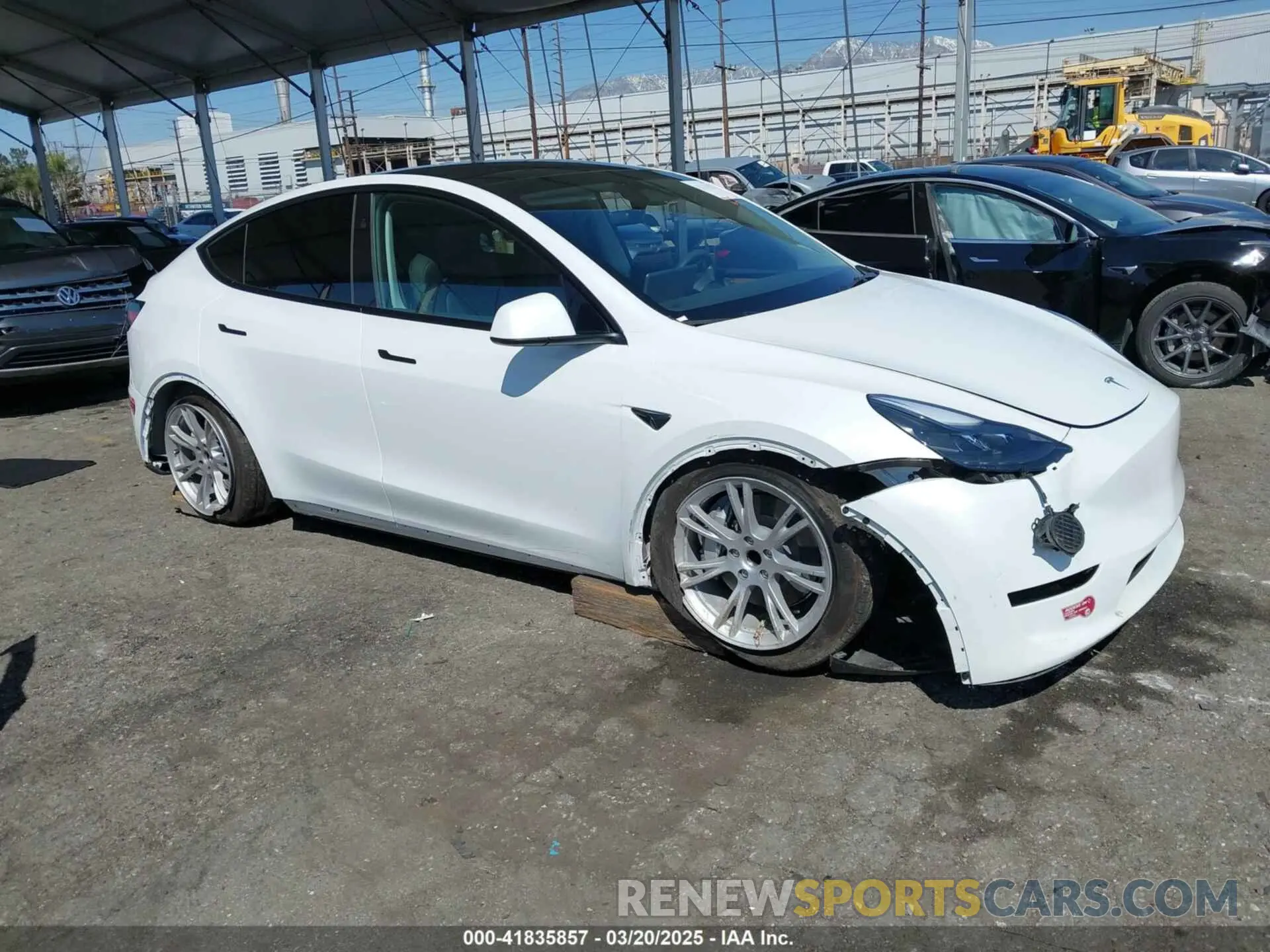 1 fotografías del automóvil dañado 7SAYGDED3PF977004 TESLA MODEL Y 2023