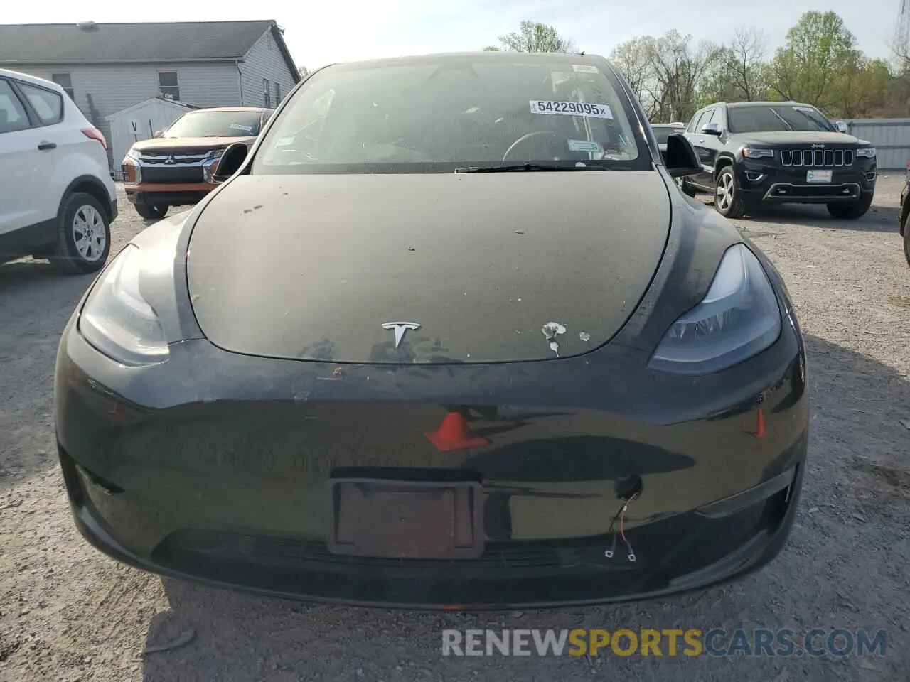 5 fotografías del automóvil dañado 7SAYGDED4PF931181 TESLA MODEL Y 2023