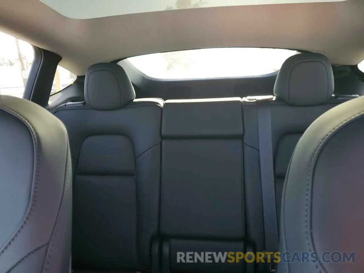 10 fotografías del automóvil dañado 7SAYGDED4PF947865 TESLA MODEL Y 2023