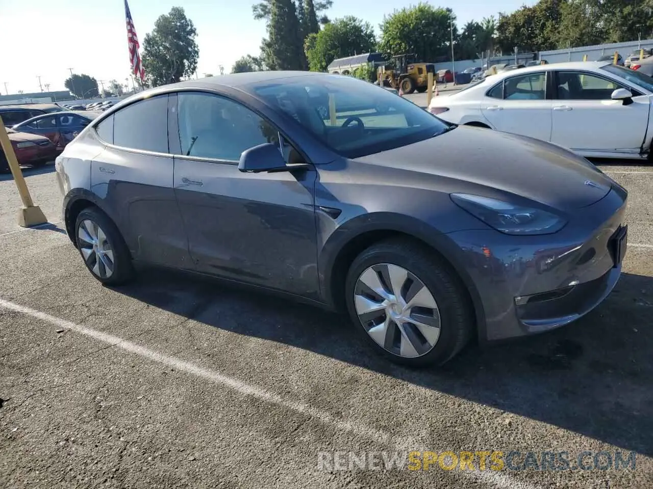 4 fotografías del automóvil dañado 7SAYGDED4PF947865 TESLA MODEL Y 2023