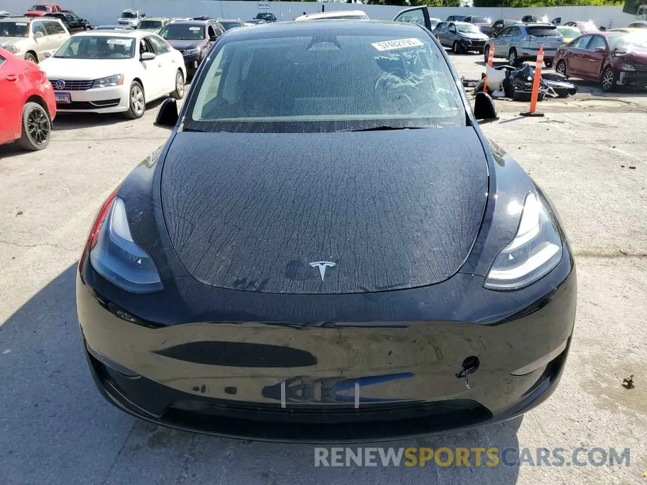 5 fotografías del automóvil dañado 7SAYGDED4PF966366 TESLA MODEL Y 2023