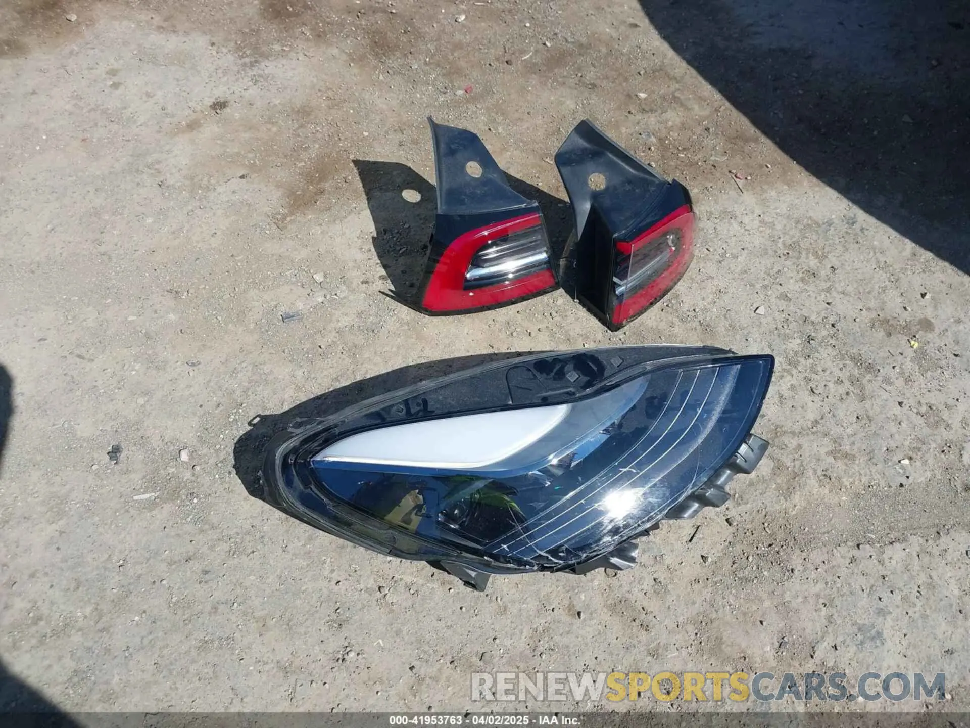 12 fotografías del automóvil dañado 7SAYGDED4PF976735 TESLA MODEL Y 2023