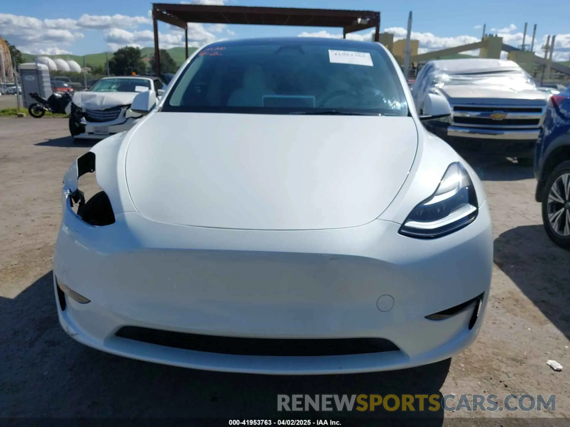 13 fotografías del automóvil dañado 7SAYGDED4PF976735 TESLA MODEL Y 2023