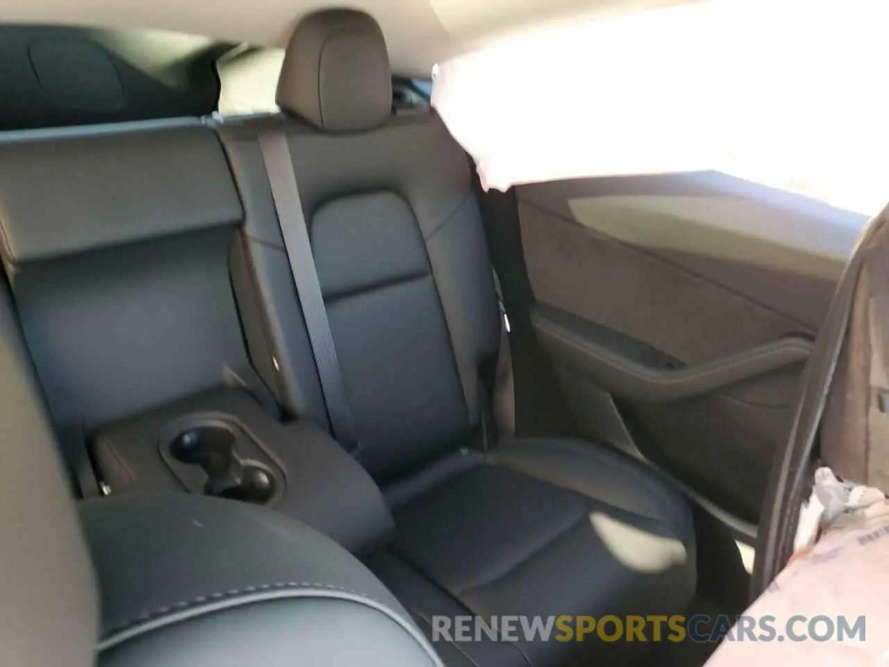 10 fotografías del automóvil dañado 7SAYGDED8PF957265 TESLA MODEL Y 2023