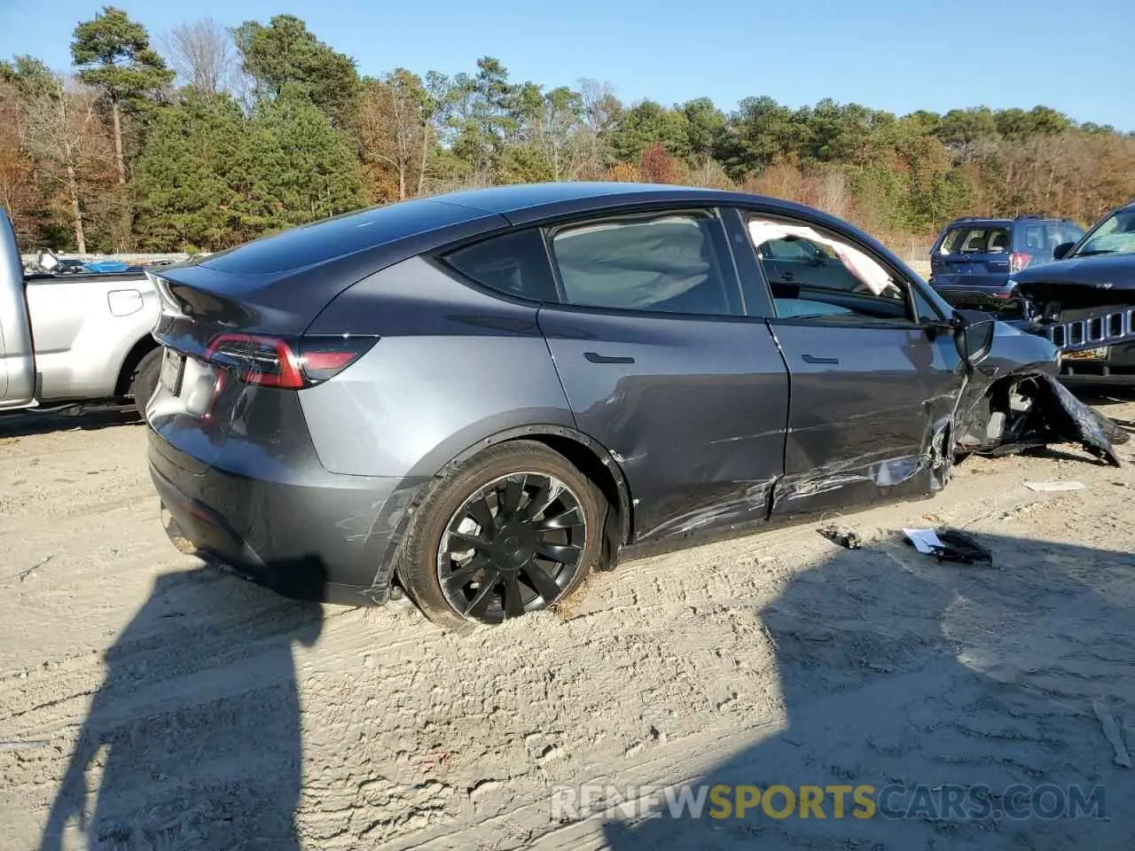 3 fotografías del automóvil dañado 7SAYGDED8PF957265 TESLA MODEL Y 2023
