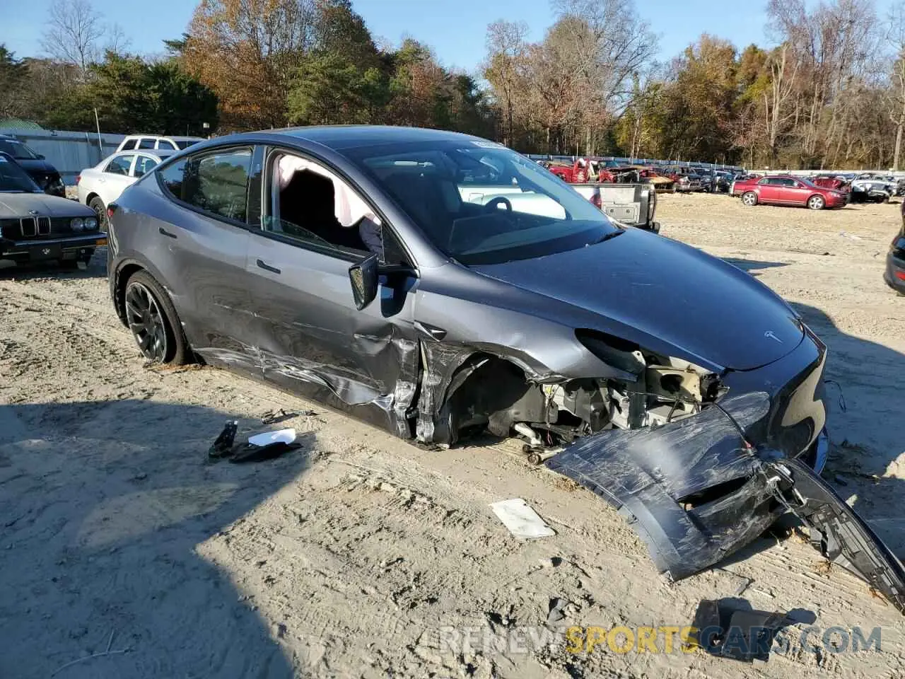 4 fotografías del automóvil dañado 7SAYGDED8PF957265 TESLA MODEL Y 2023